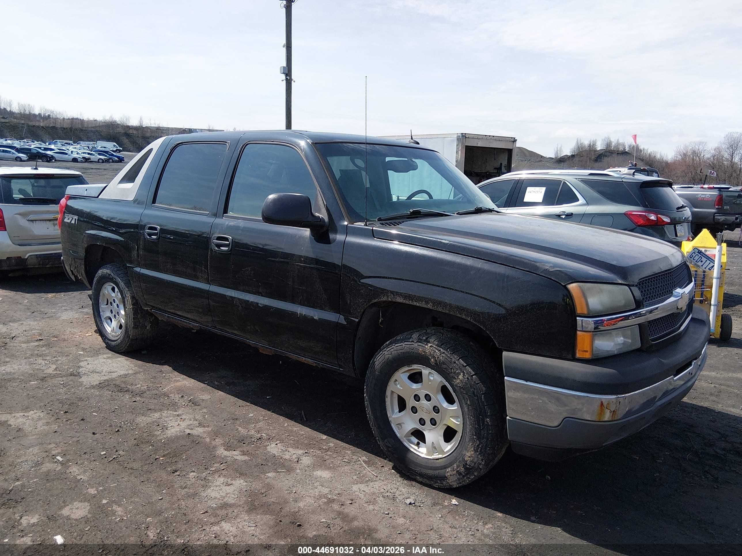 2005 Chevrolet Avalanche LS, VIN 3GNEK12Z35G173507 — Undercarriage
