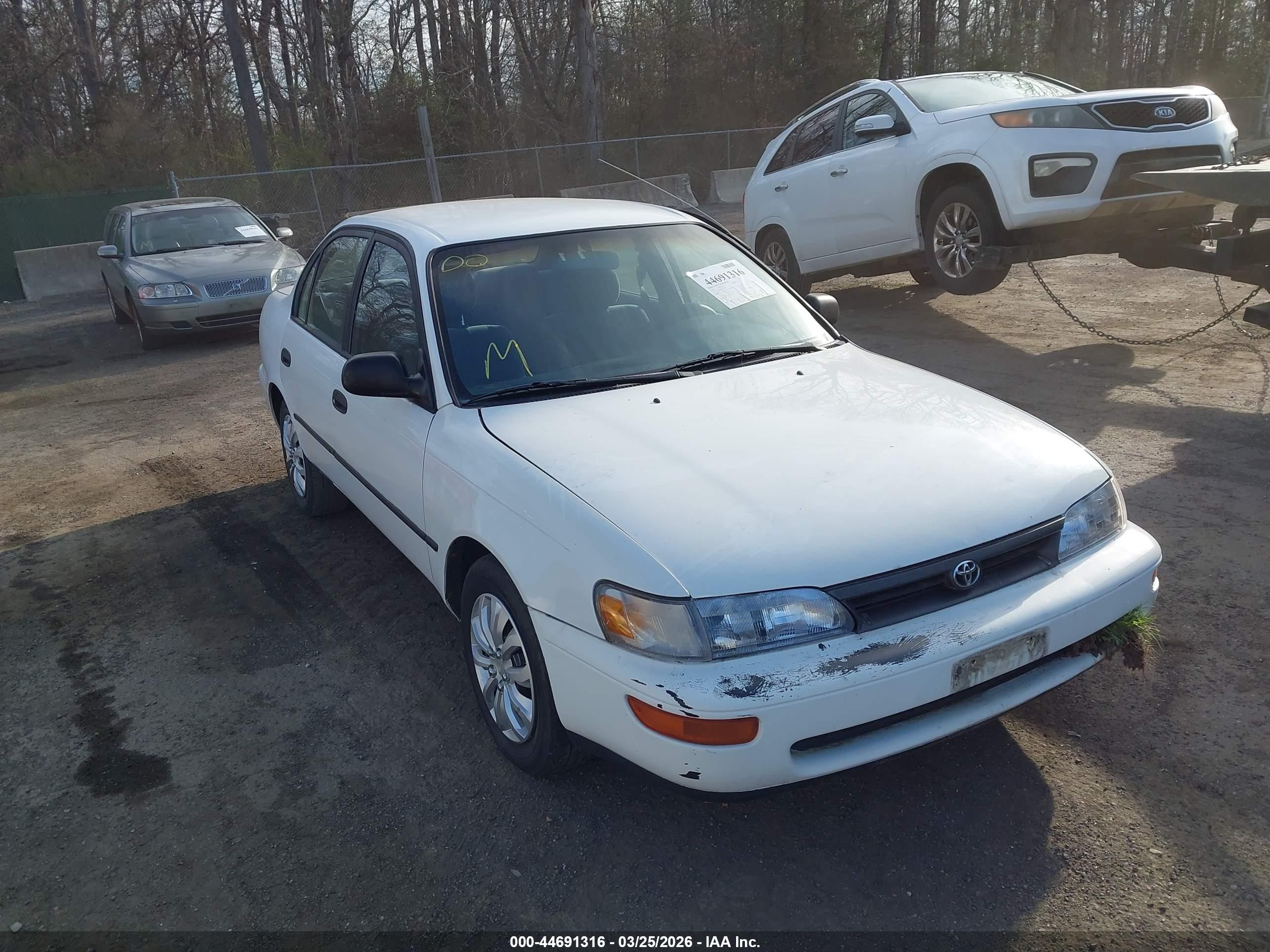 1995 Toyota Corolla DX, VIN 2T1AE09B3SC093776 — Side