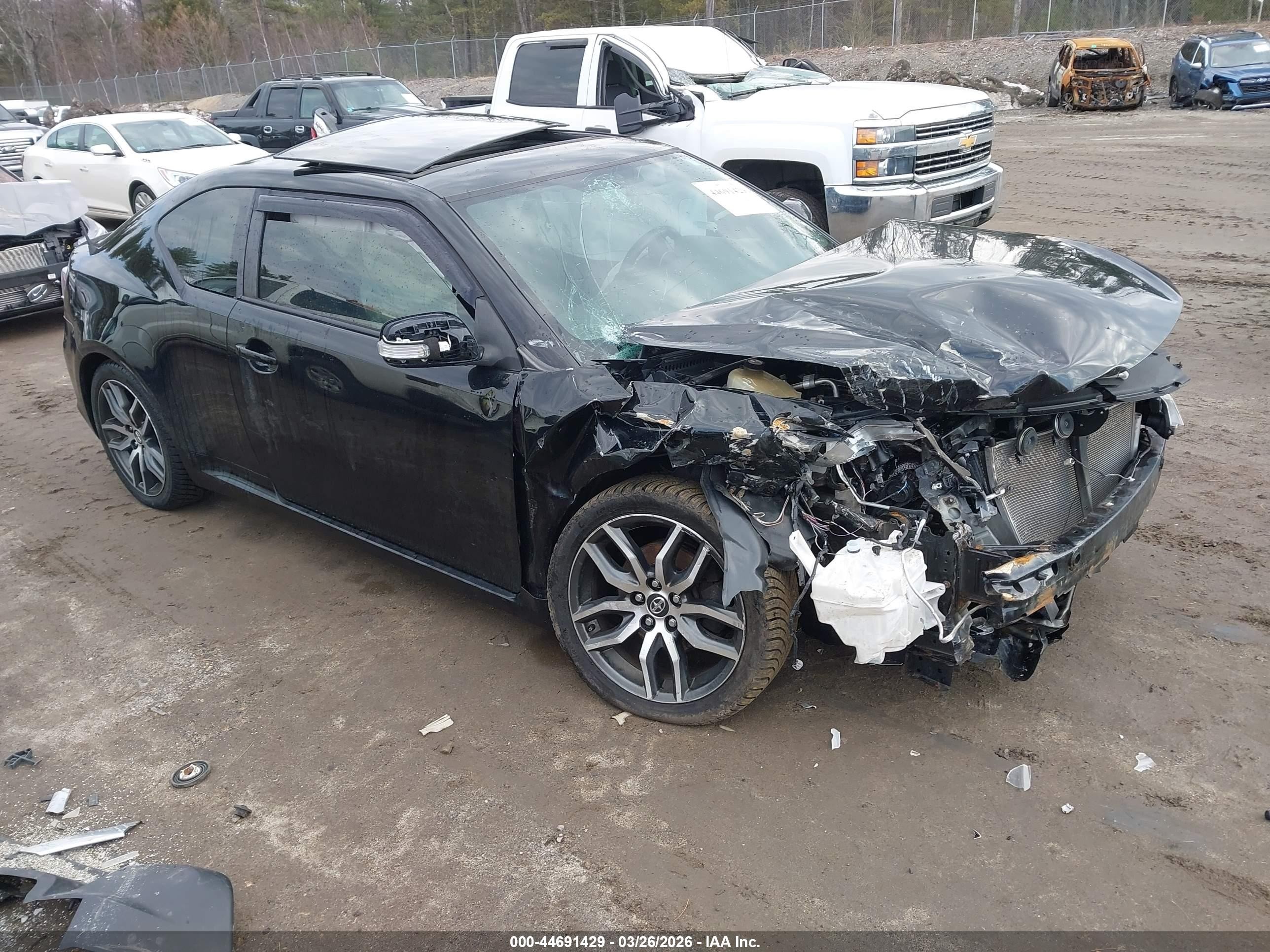 2014 Scion tC, VIN JTKJF5C74E3080054 — Front end