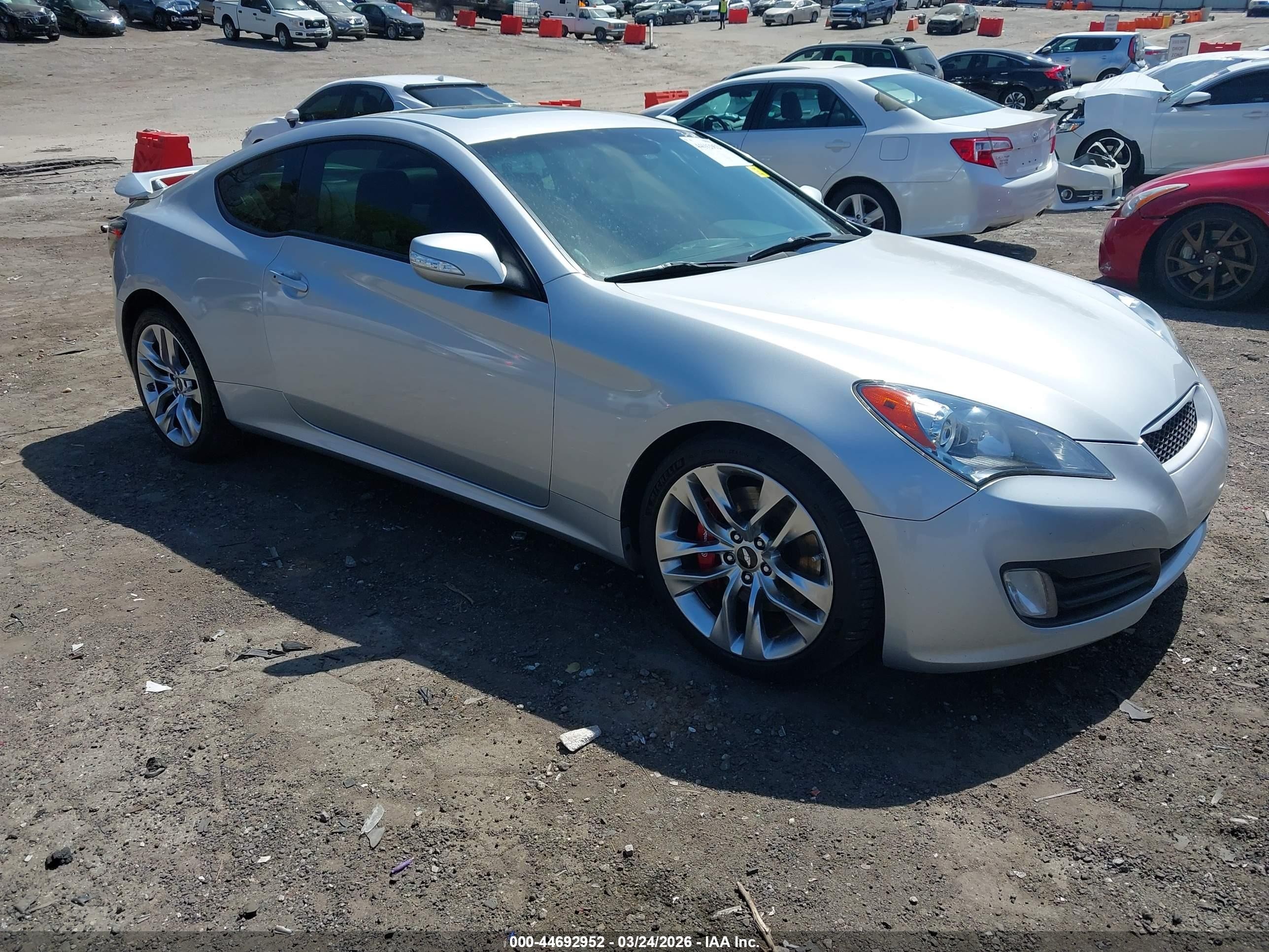 2011 Hyundai Genesis Coupe Track, VIN KMHHU6KH4BU062165 — Rear end
