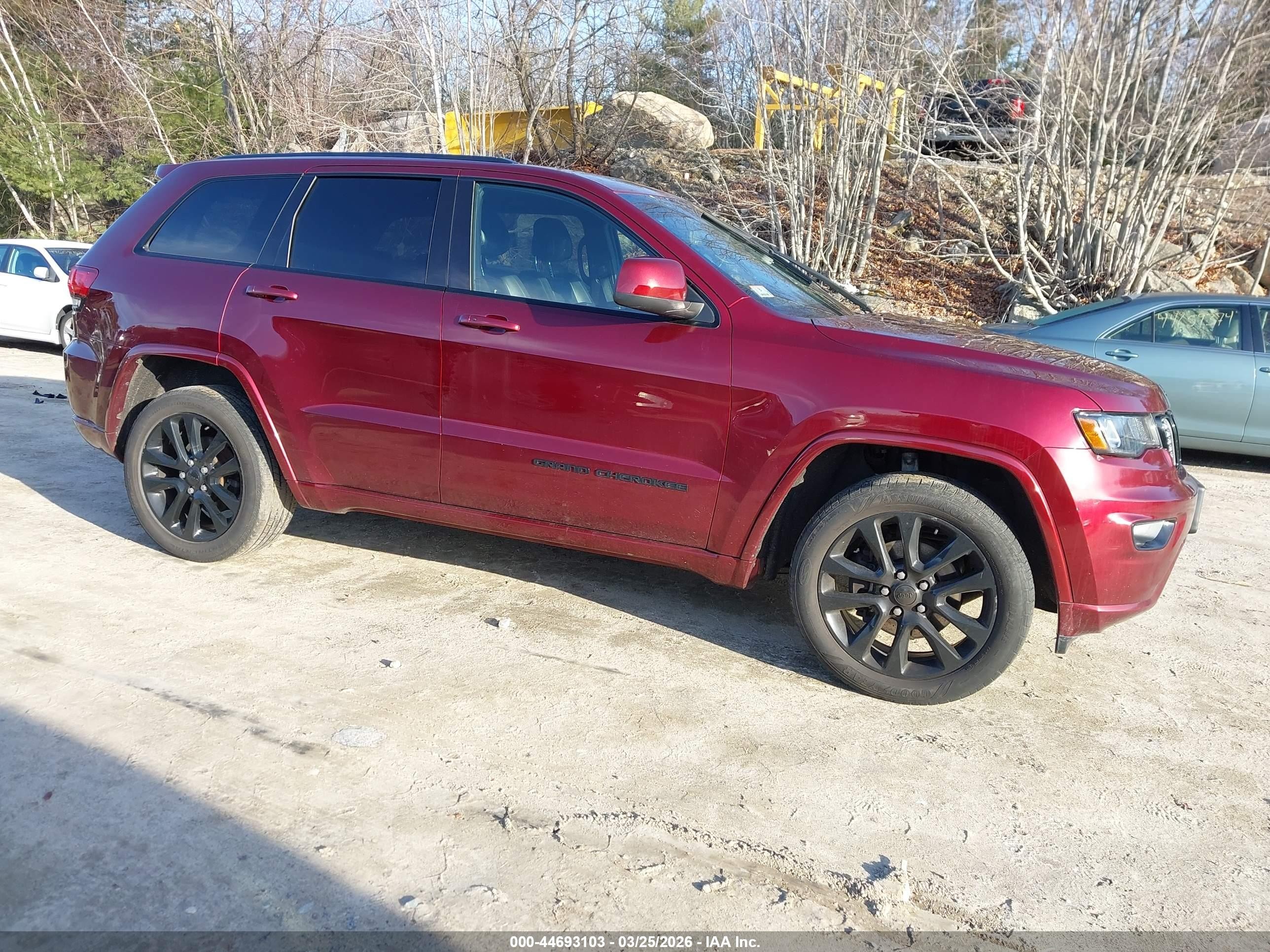 2019 Jeep Grand Cherokee Altitude, VIN 1C4RJFAG1KC739754 — Electrical
