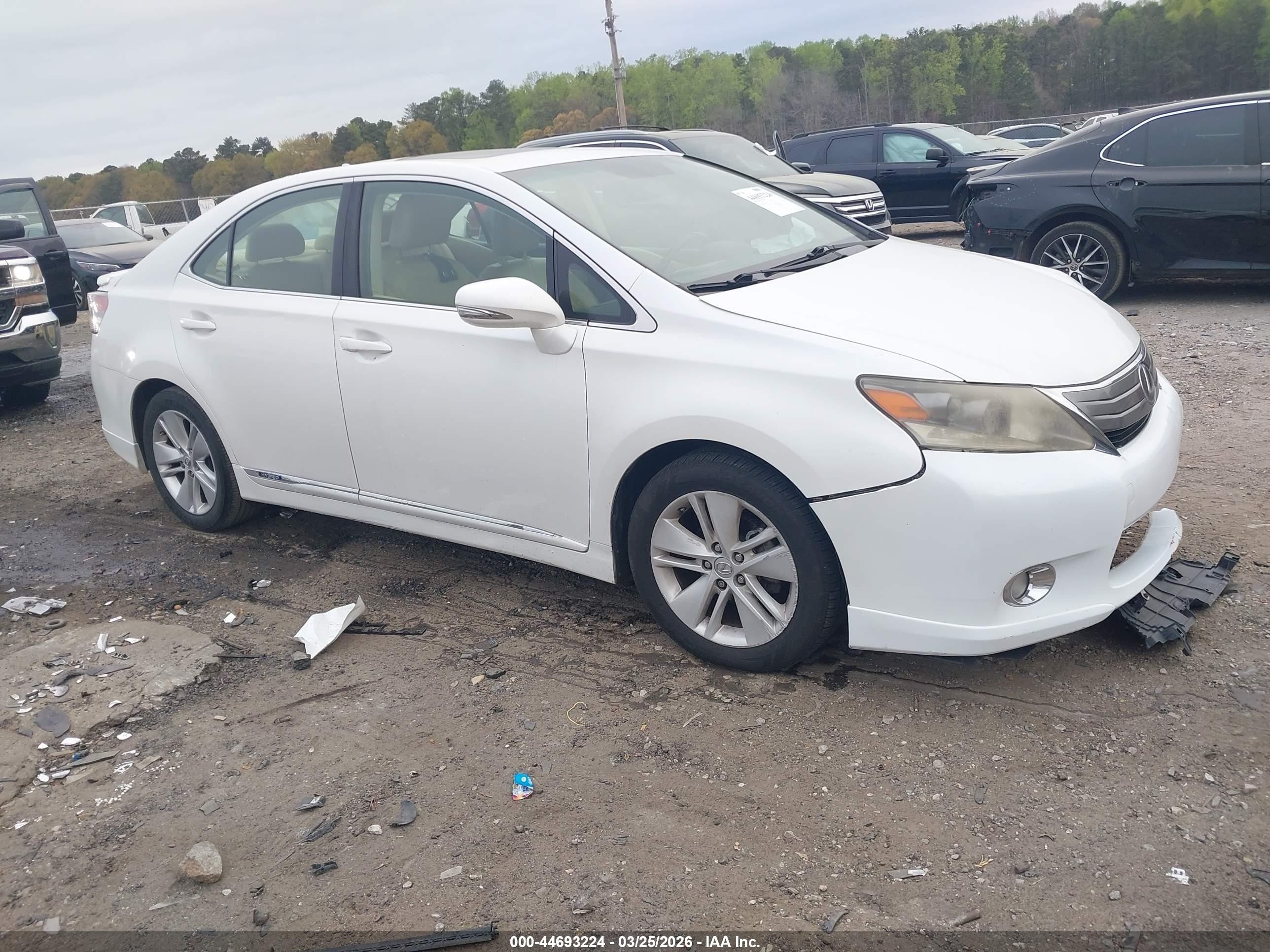 2011 Lexus HS 250h, VIN JTHBB1BA8B2043120 — Side