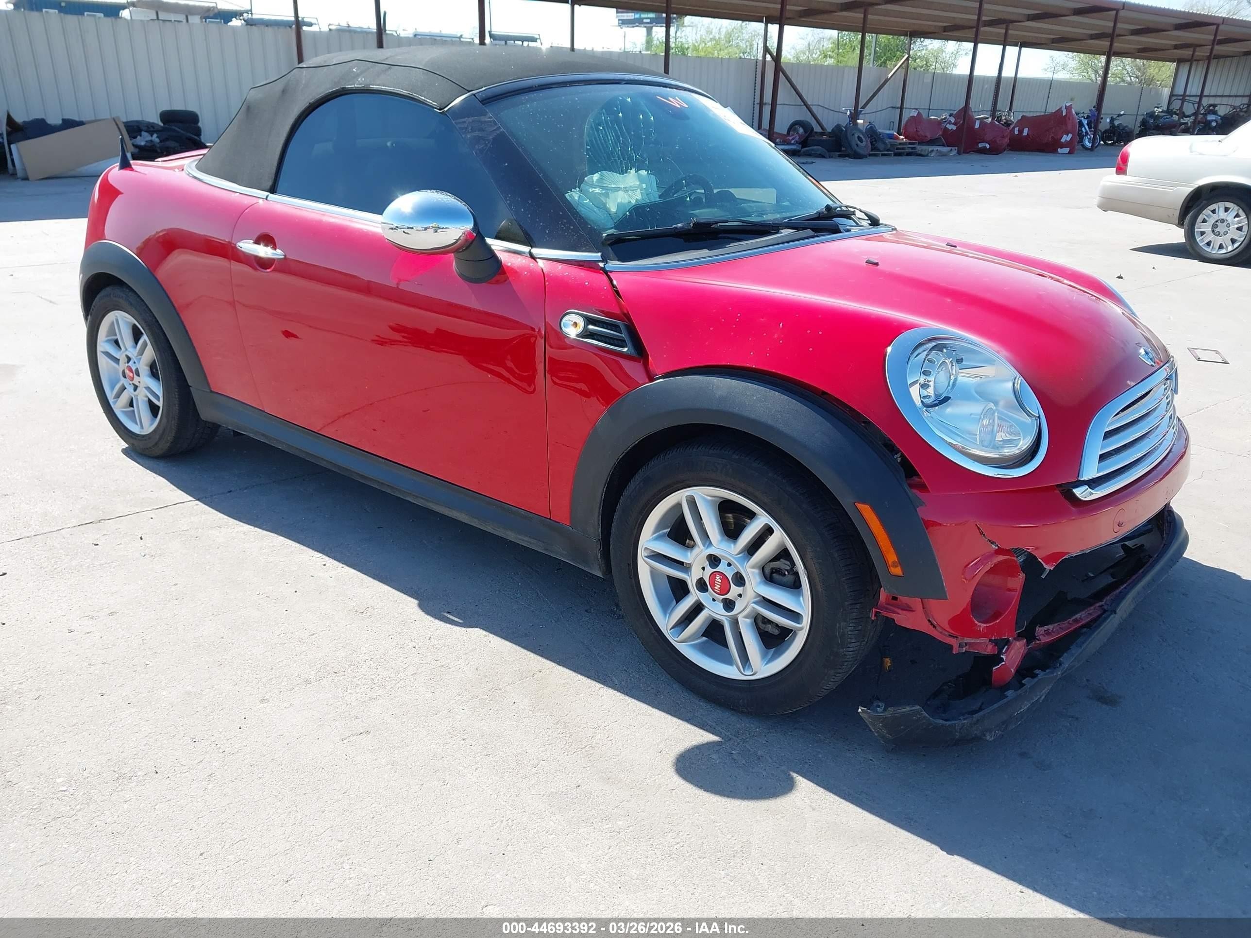 2015 MINI Roadster, VIN WMWSY1C54FT719724 — Front end