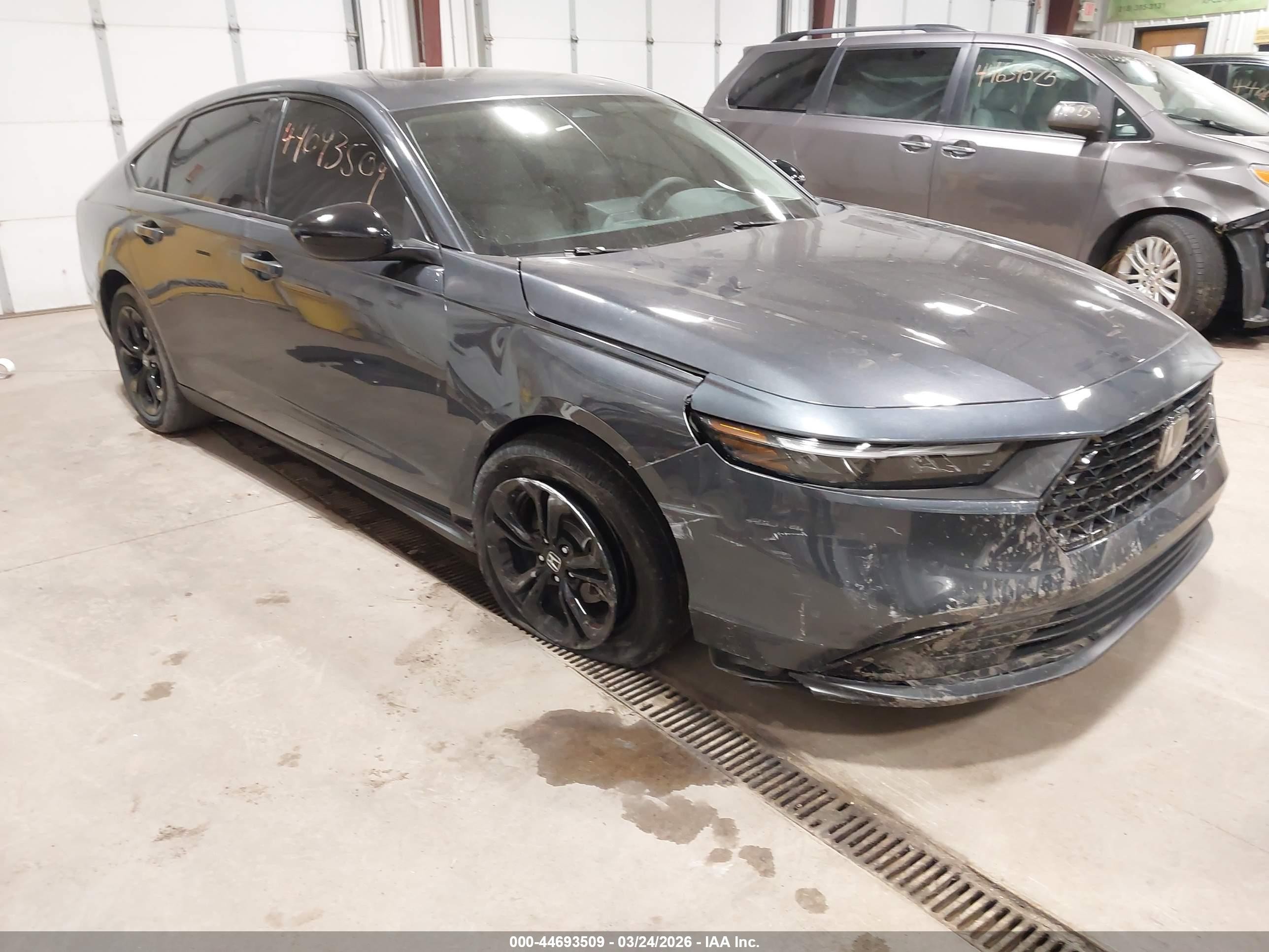 2025 Honda Accord SE, VIN 1HGCY1F43SA032896 — Front end