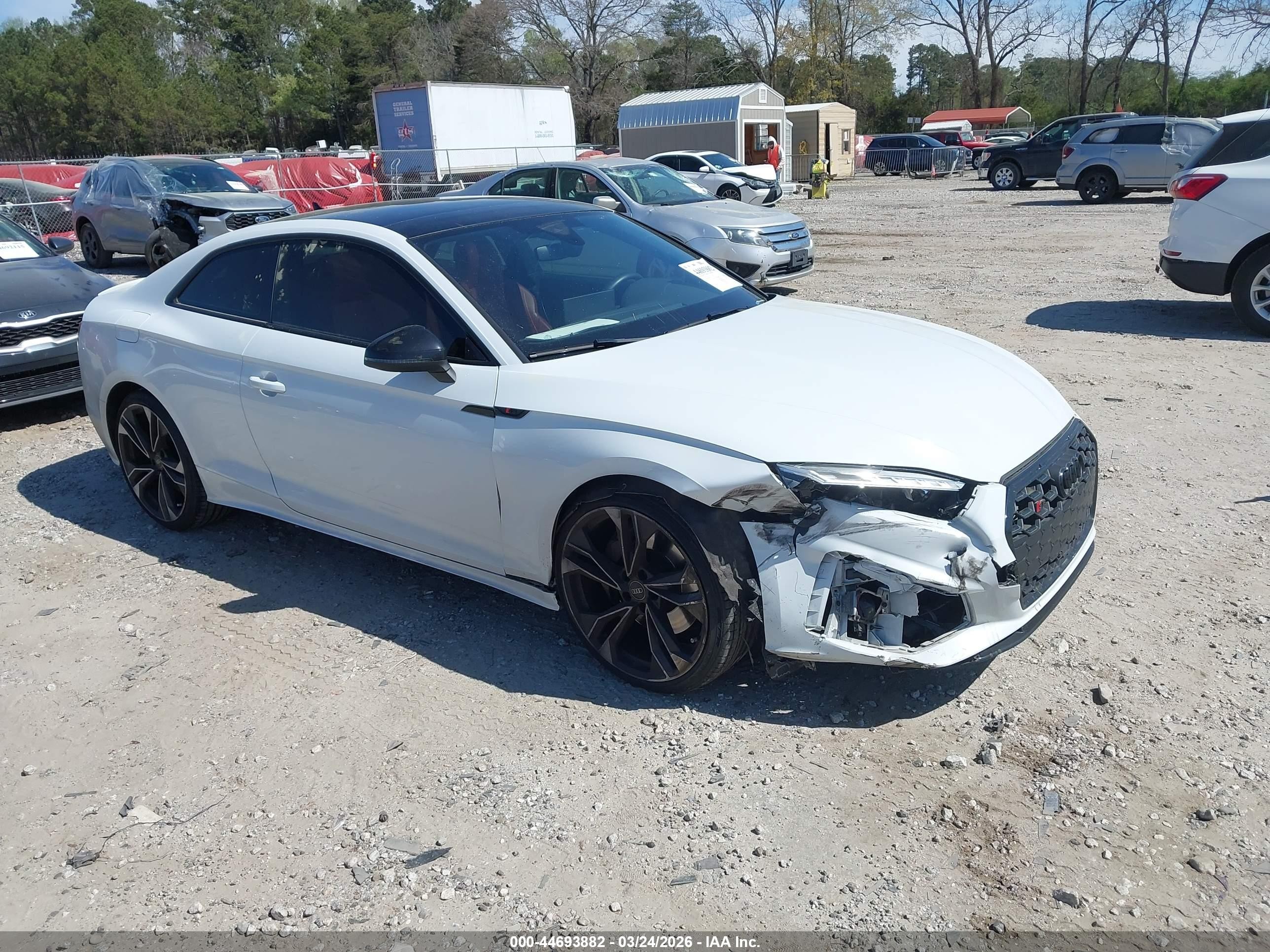 2022 Audi S5 Premium Plus, VIN WAUP4AF59NA035436 — Перед