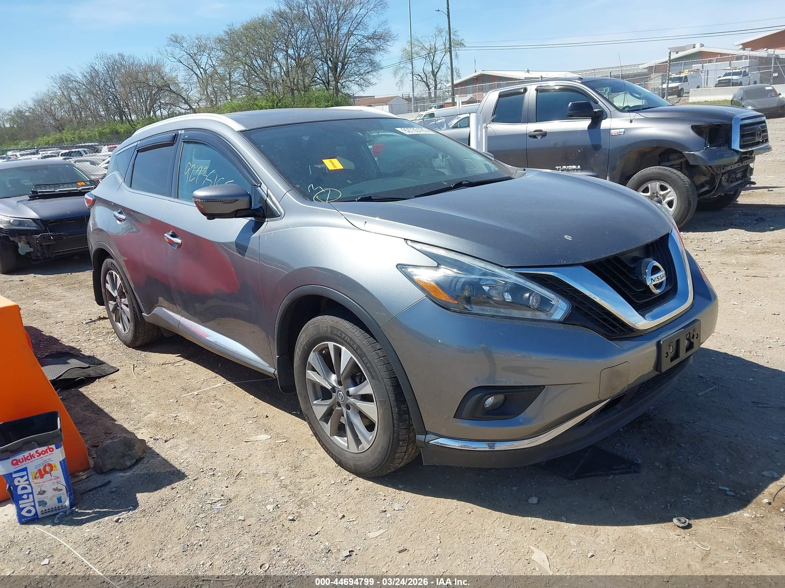 2018 Nissan Murano SL, VIN 5N1AZ2MH7JN110159 — Rear end