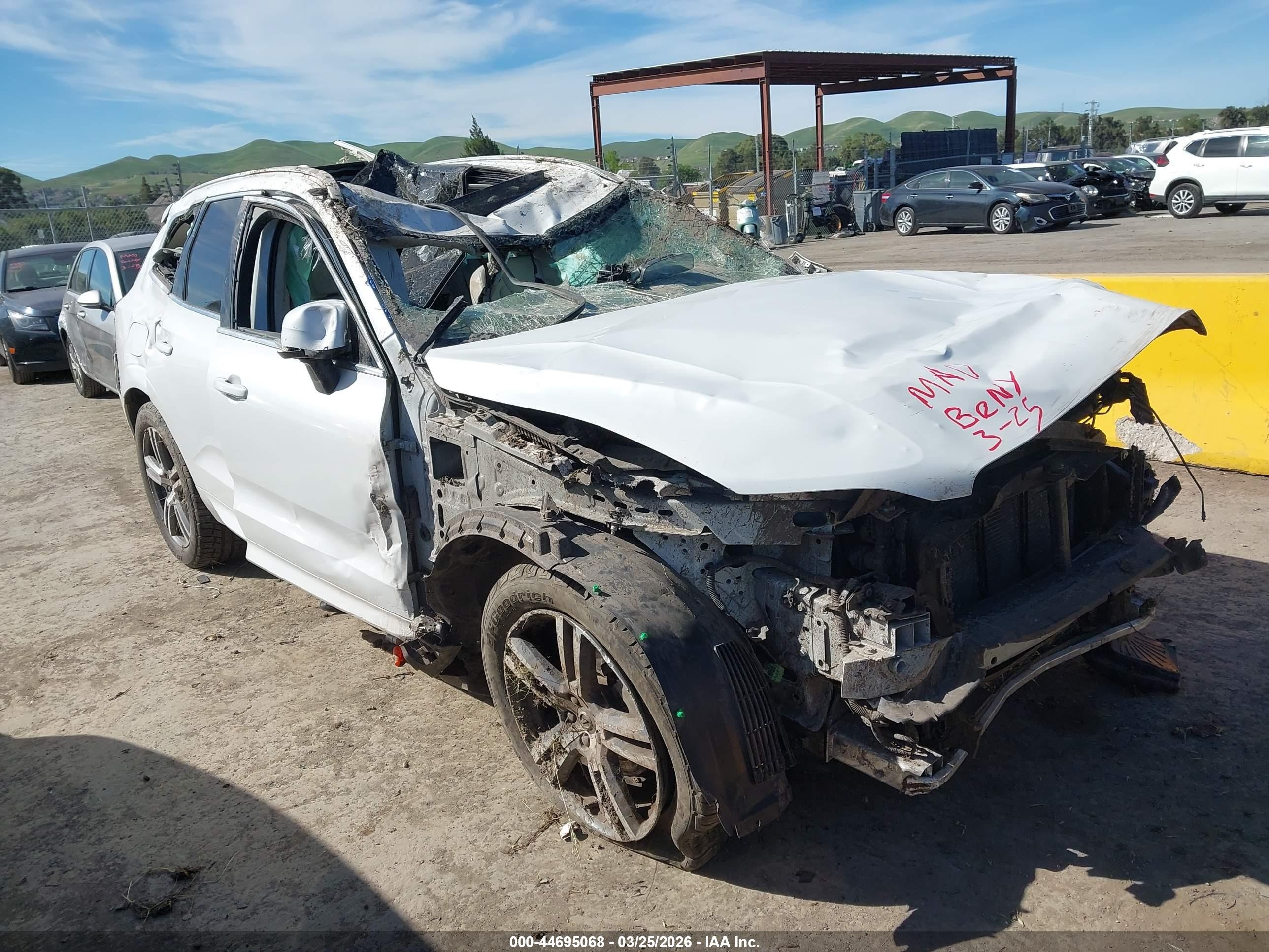 2021 Volvo XC60 Momentum, VIN YV4102RK9M1714520 — Rollover