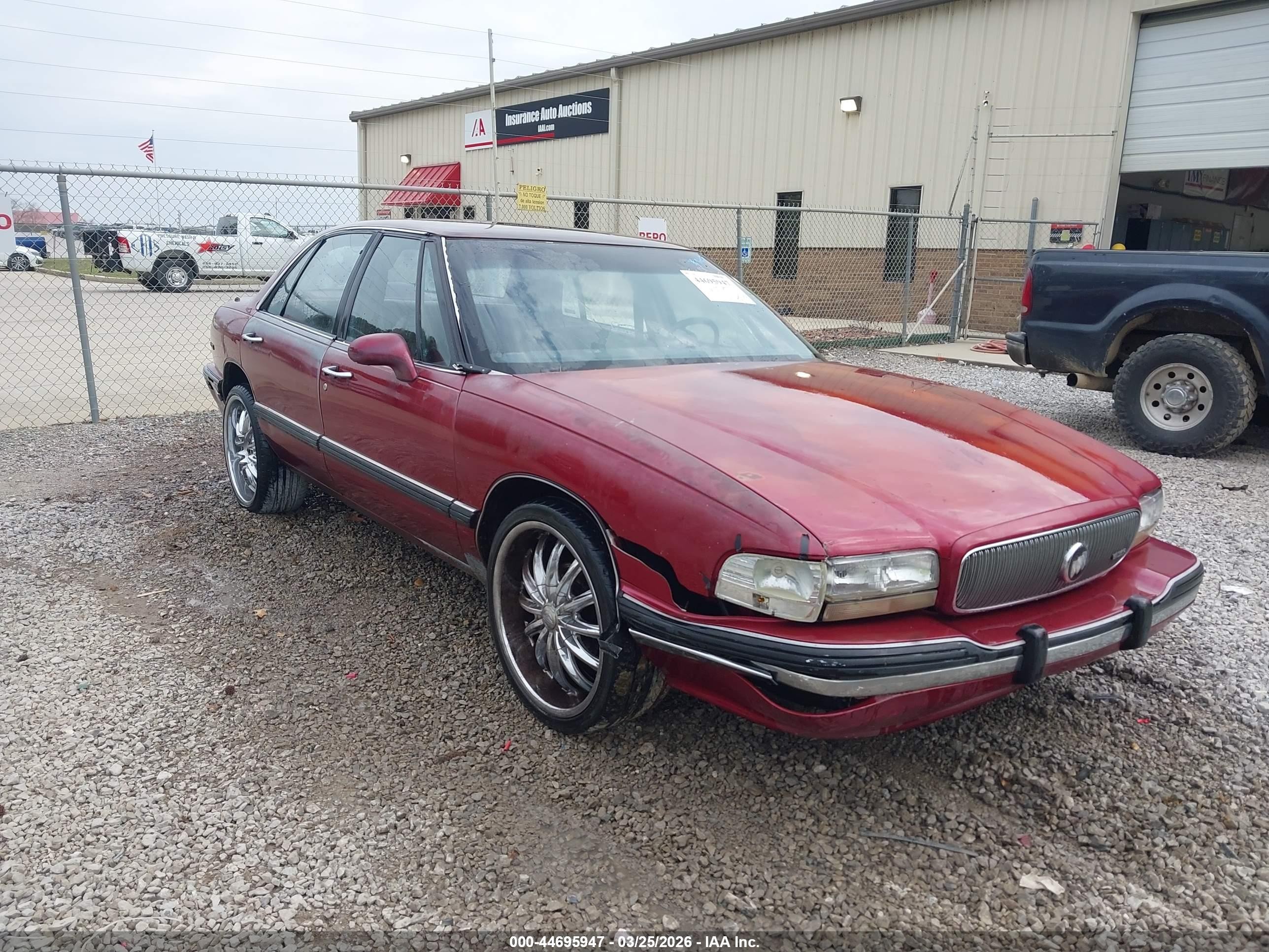 1992 Buick LeSabre Custom, VIN 1G4HP53L7NH509539 — Side