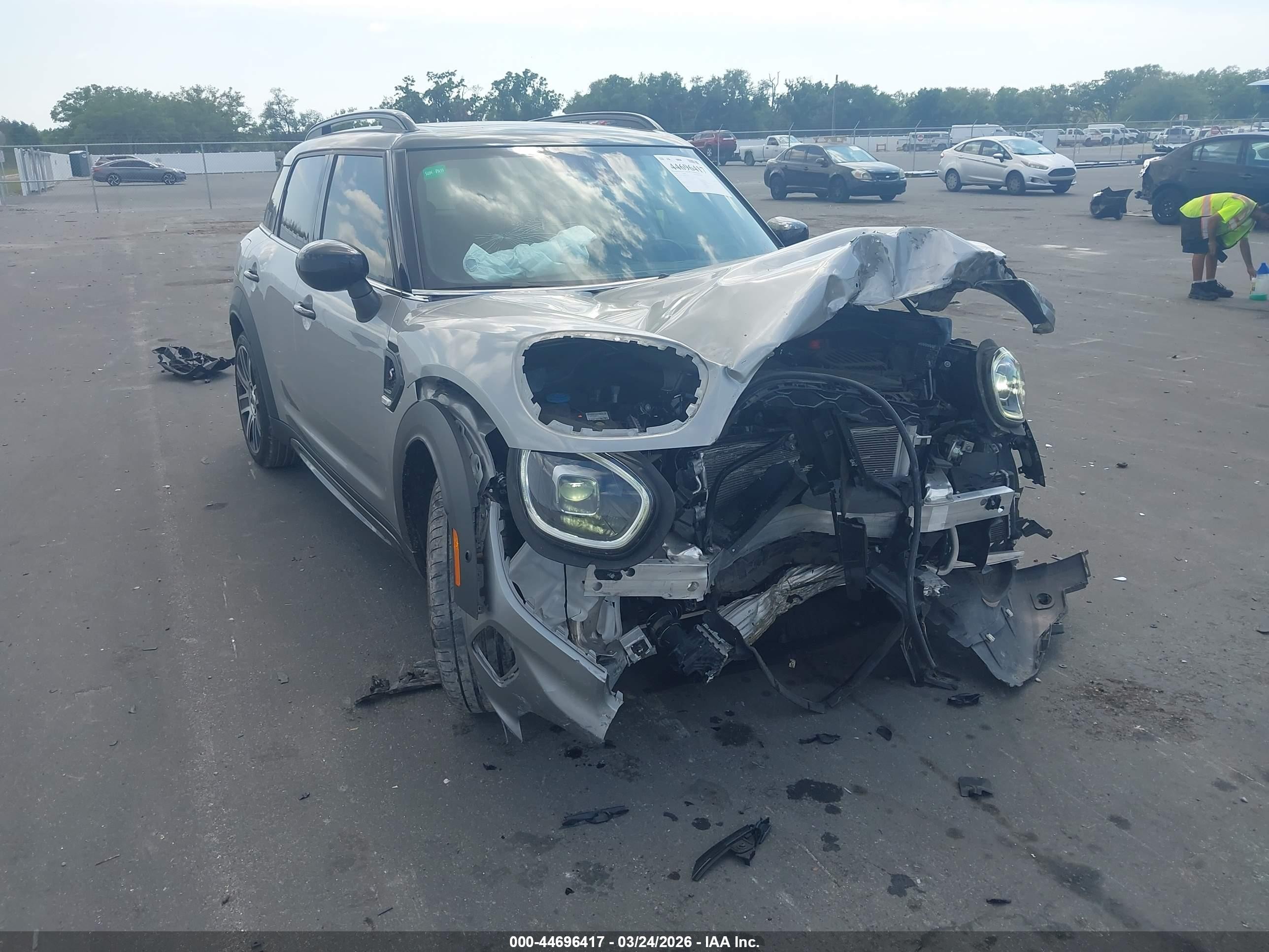 2024 MINI Countryman Cooper S, VIN WMZ53BR06R3R70572 — По всему кузову