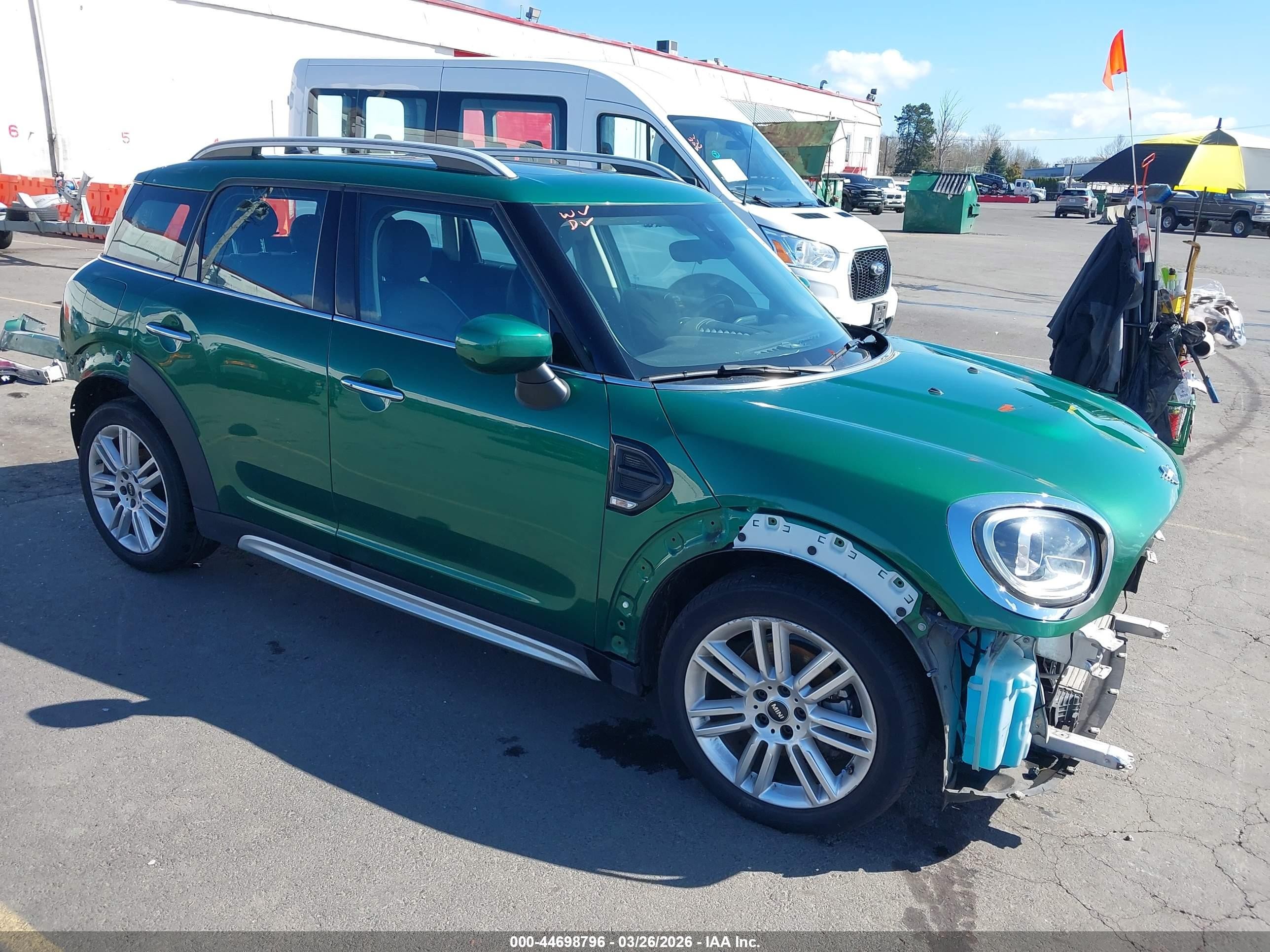 2022 MINI Countryman Cooper, VIN WMZ23BR06N3N68371 — Front end