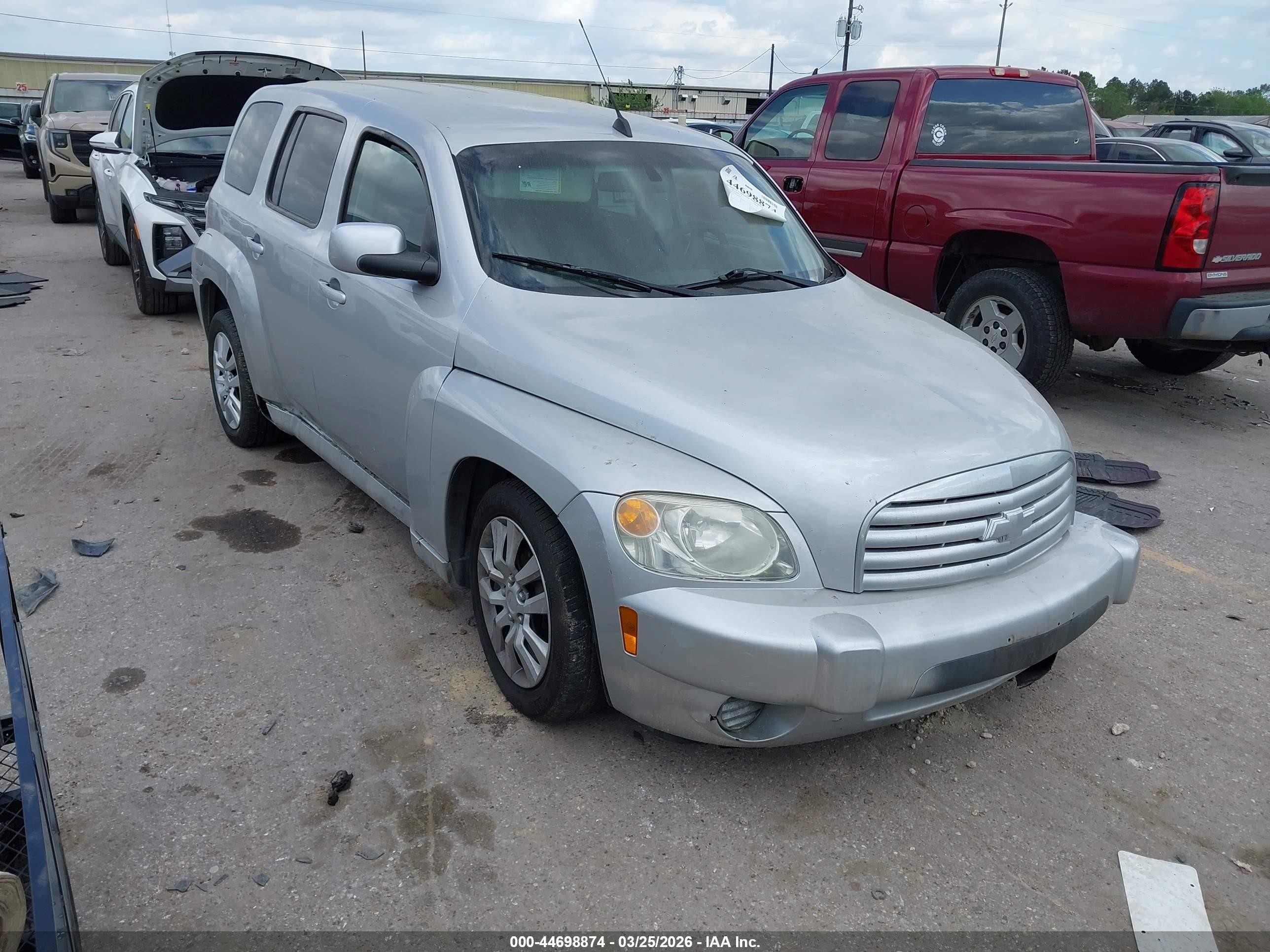2011 Chevrolet HHR 1LT, VIN 3GNBABFW4BS502042 — Front end