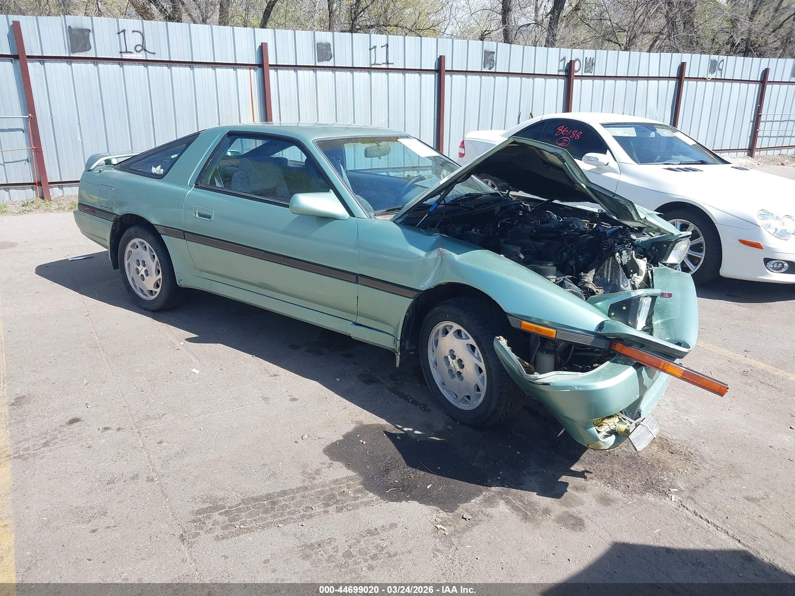1987 Toyota Supra, VIN JT2MA70L3H0040899 — Front end