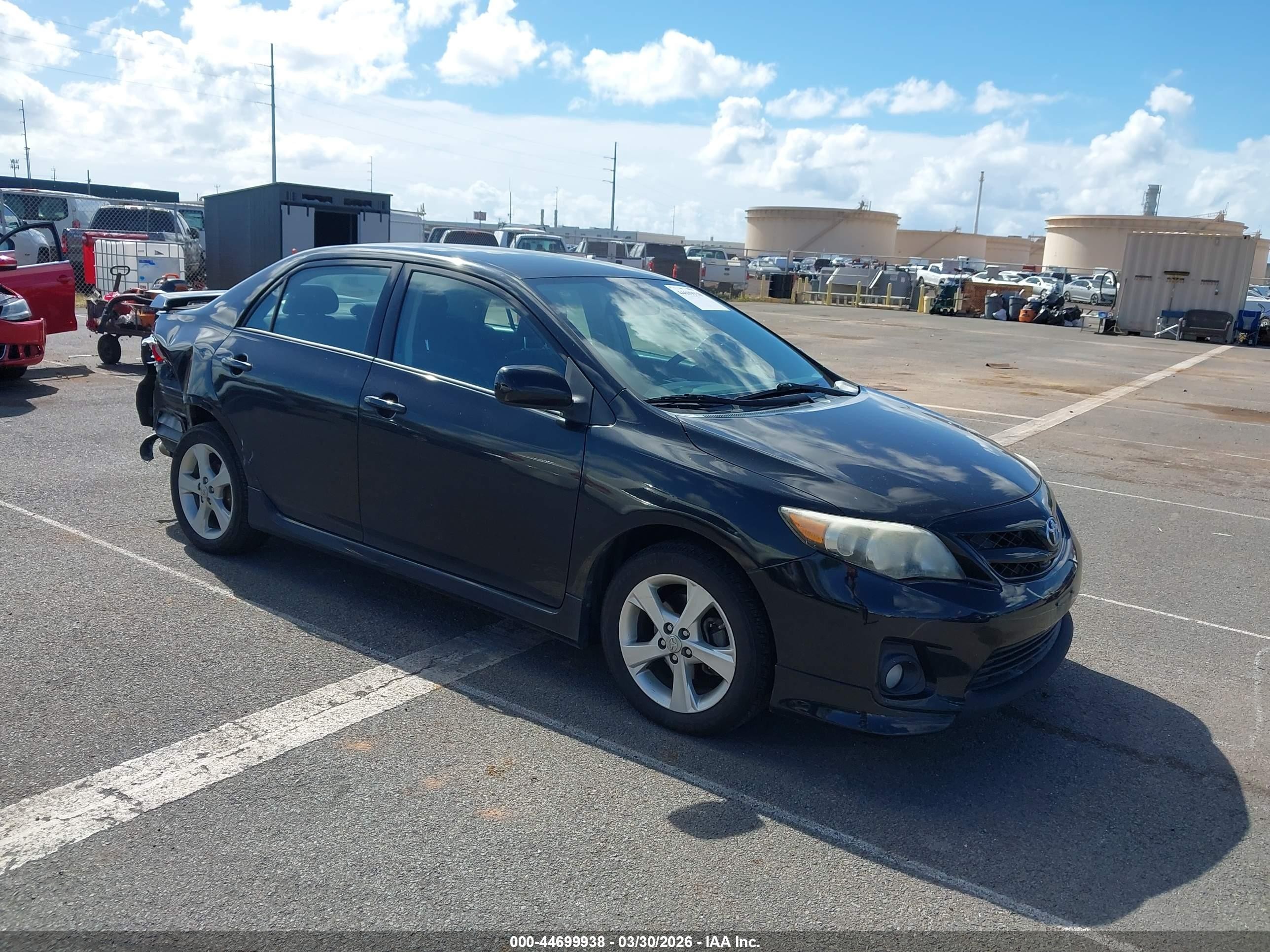 2011 Toyota Corolla LE, VIN 2T1BU4EE9BC651712 — Rear end