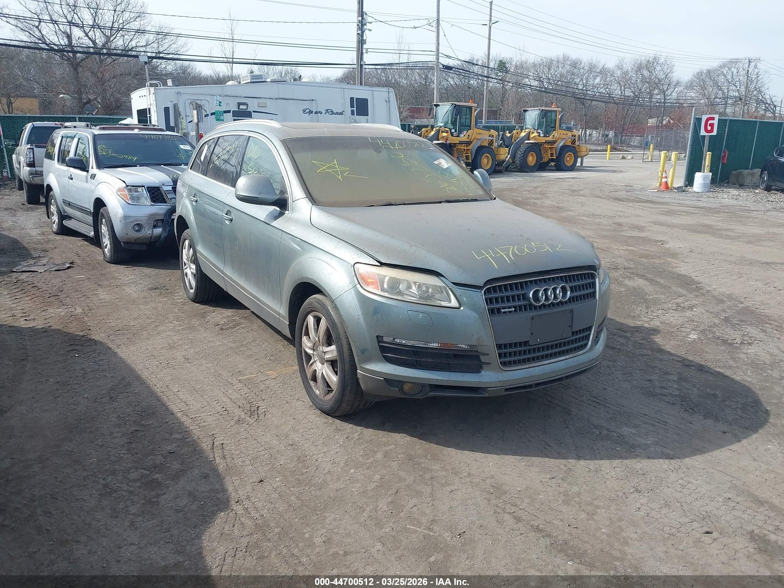 2007 Audi Q7 Premium, VIN WA1BV74L57D036528 — Rear end