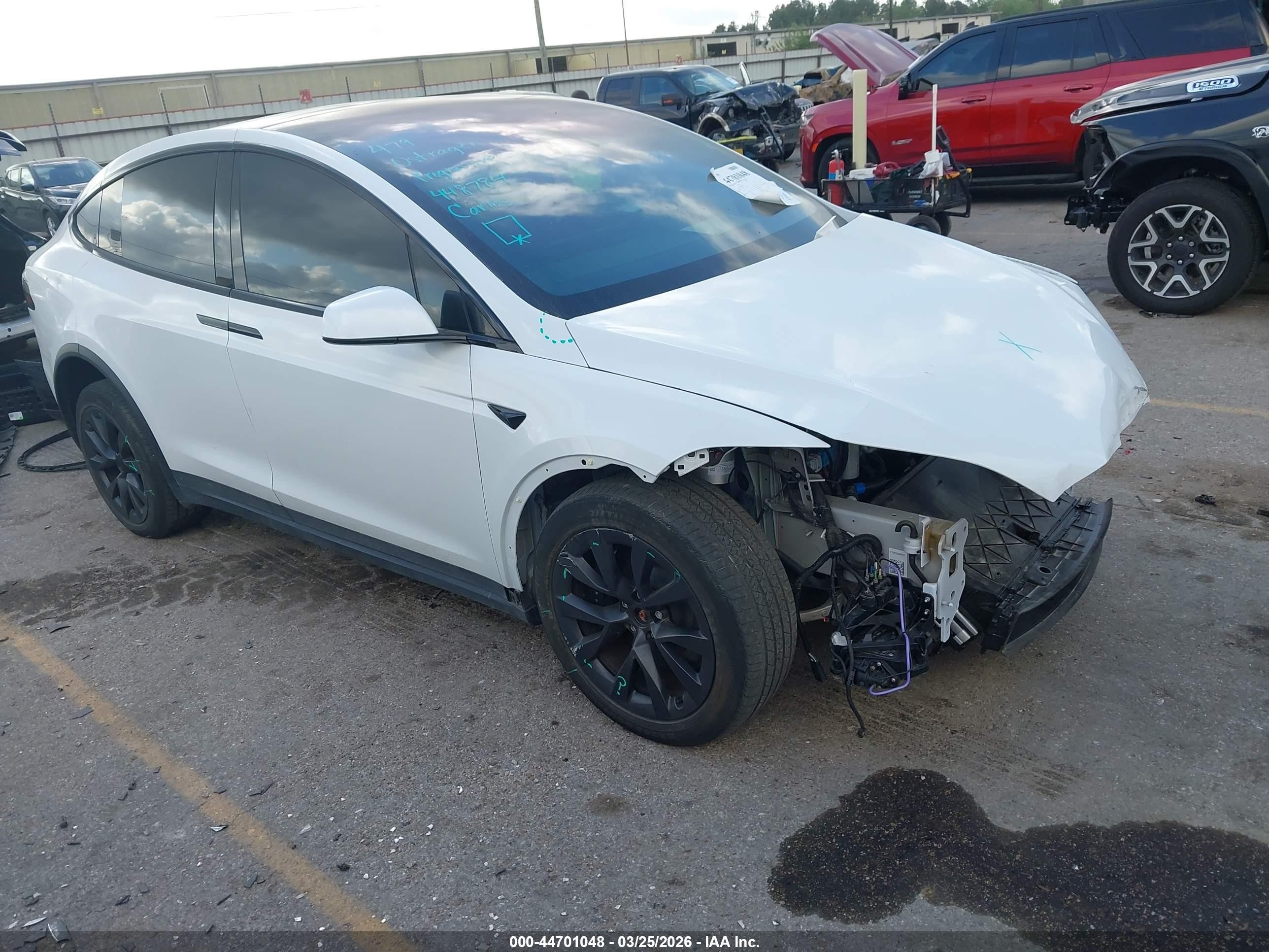 2024 Tesla Model X, VIN 7SAXCBE58RF448784 — Front end