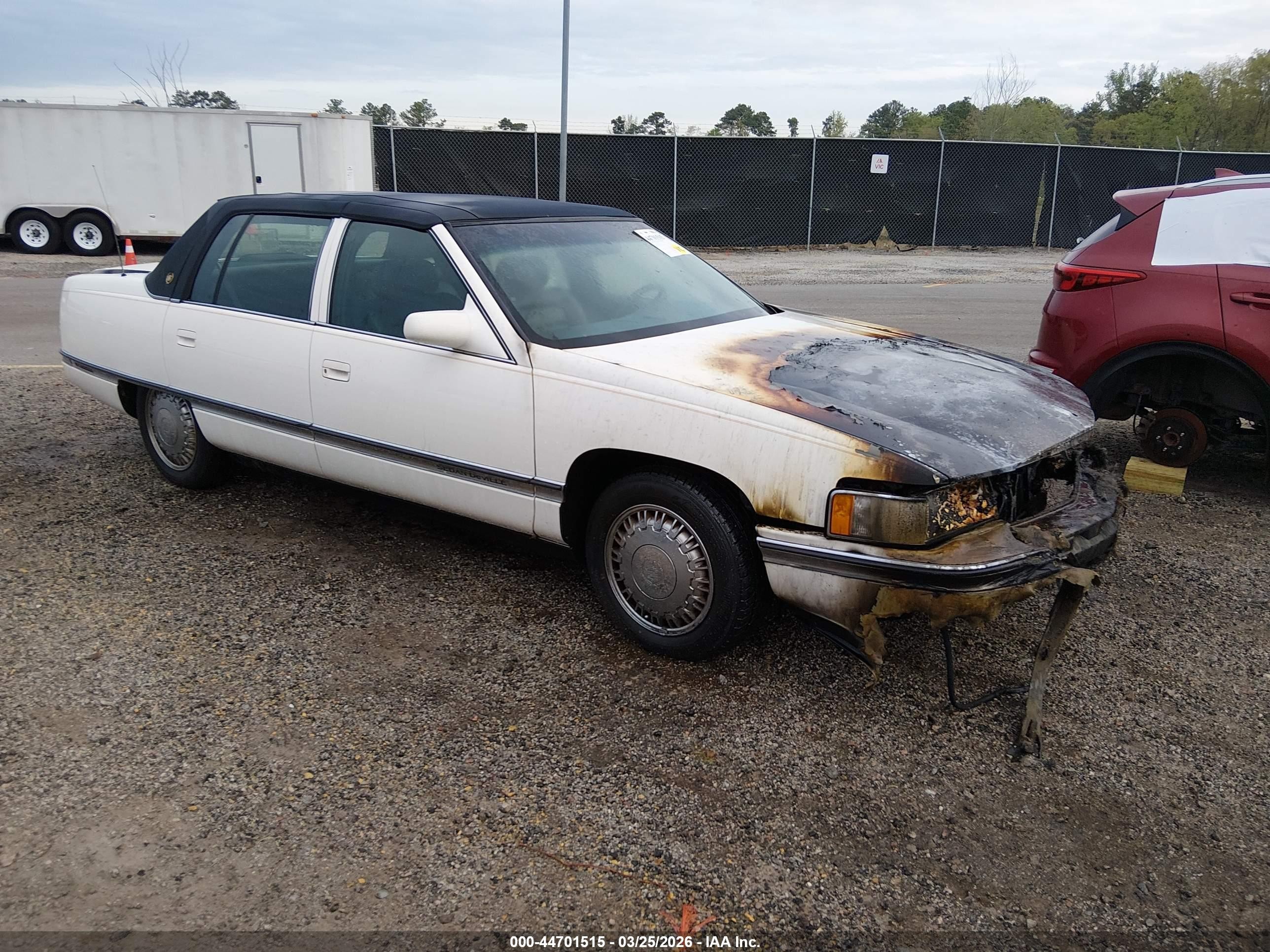 1996 Cadillac DeVille, VIN 1G6KD52Y3TU270031 — Engine fire