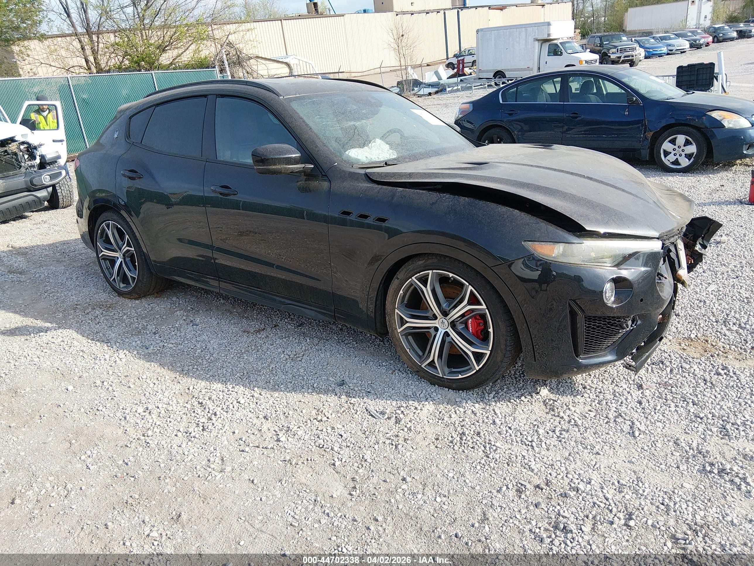 2019 Maserati Levante GTS, VIN ZN661ZUA5KX323144 — Front end