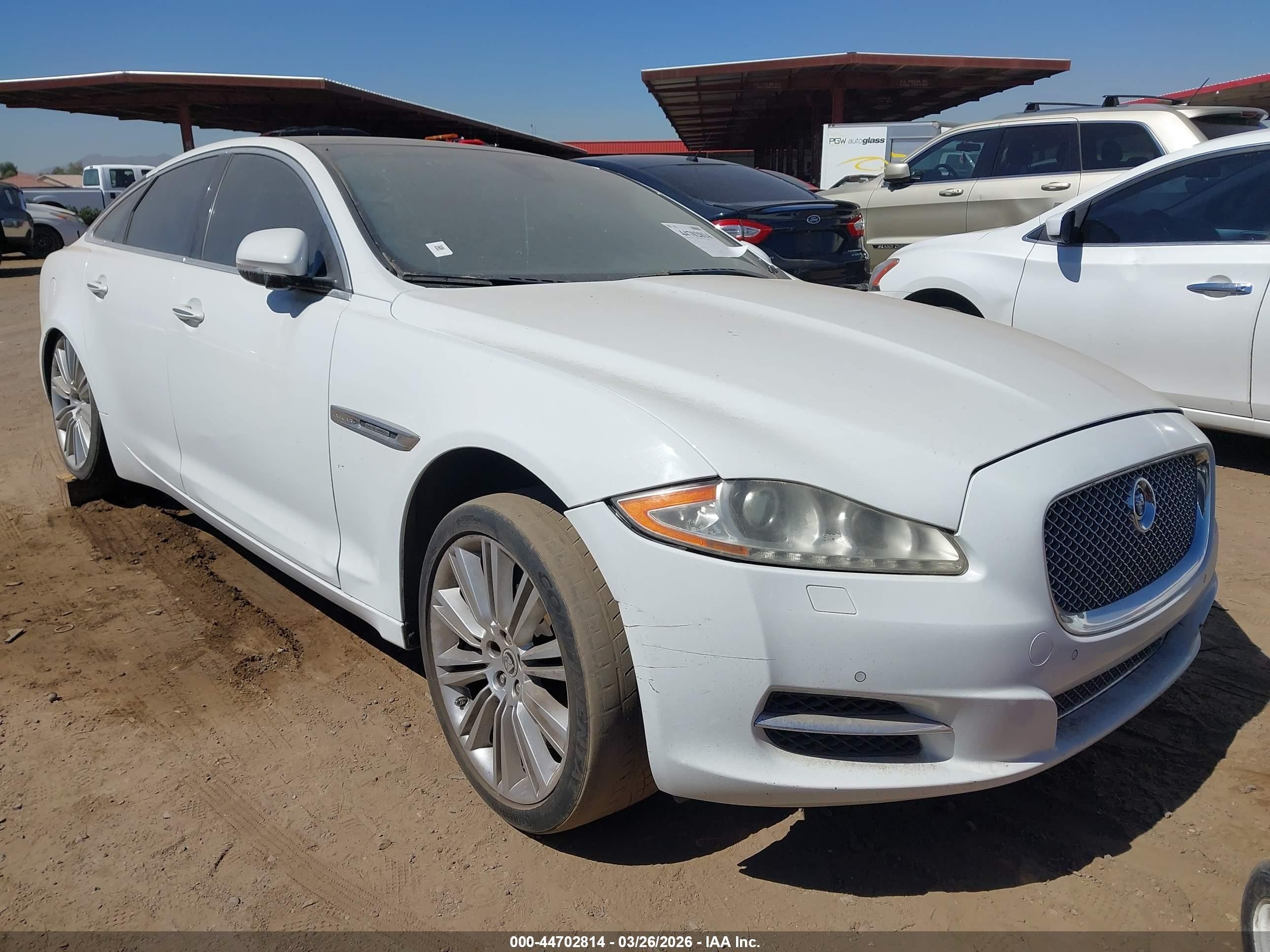 2012 Jaguar XJ Supercharged, VIN SAJWA1GE3CMV34249 — Normal wear