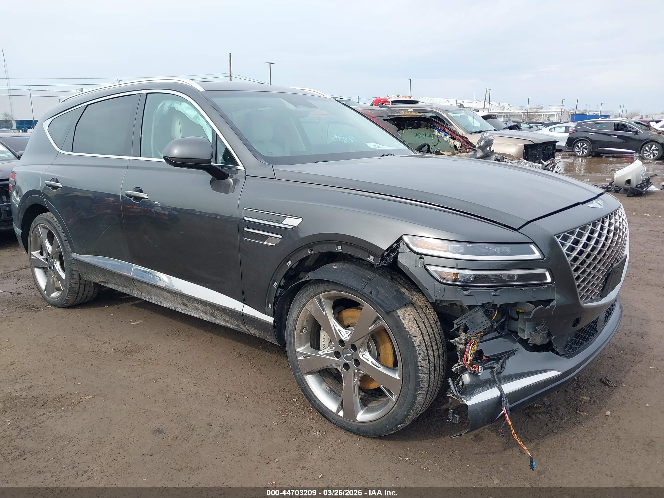 2024 Genesis GV80, VIN KMUHCESC1RU153956 — Front end