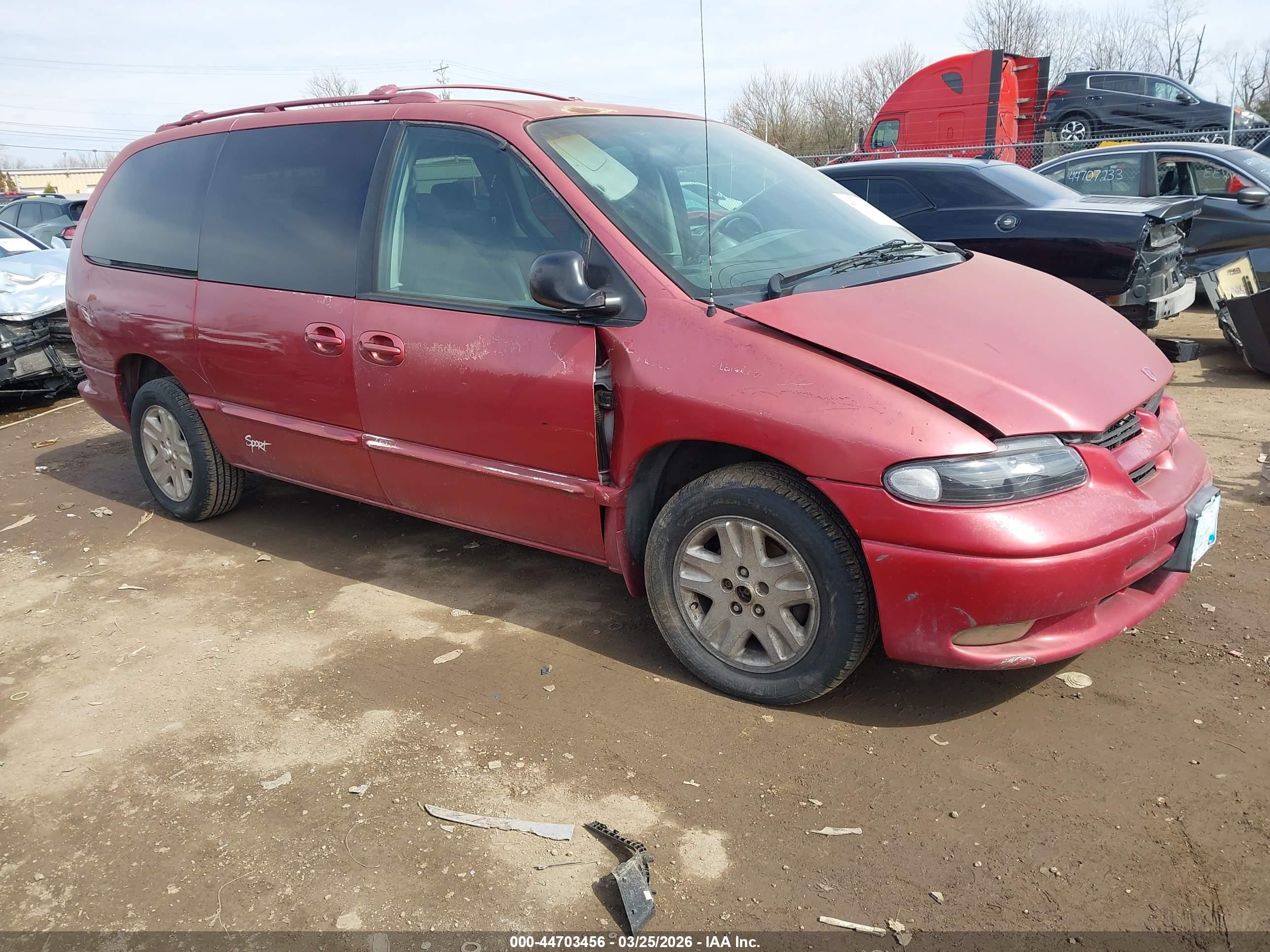 1997 Dodge Caravan SE, VIN 1B4GP44R6VB469774 — Перед
