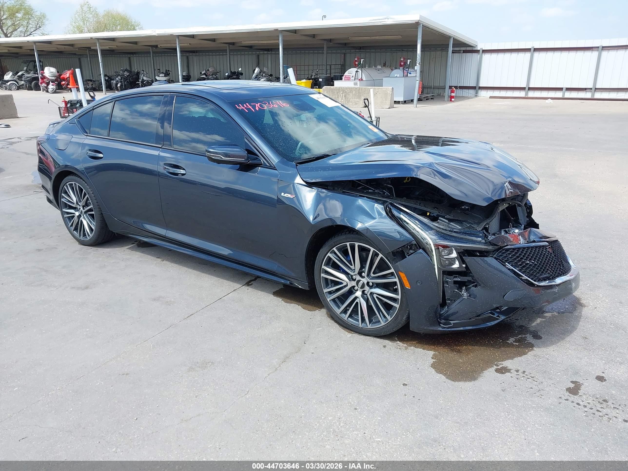 2025 Cadillac CT5-V, VIN 1G6DR5RW3S0119582 — Front end