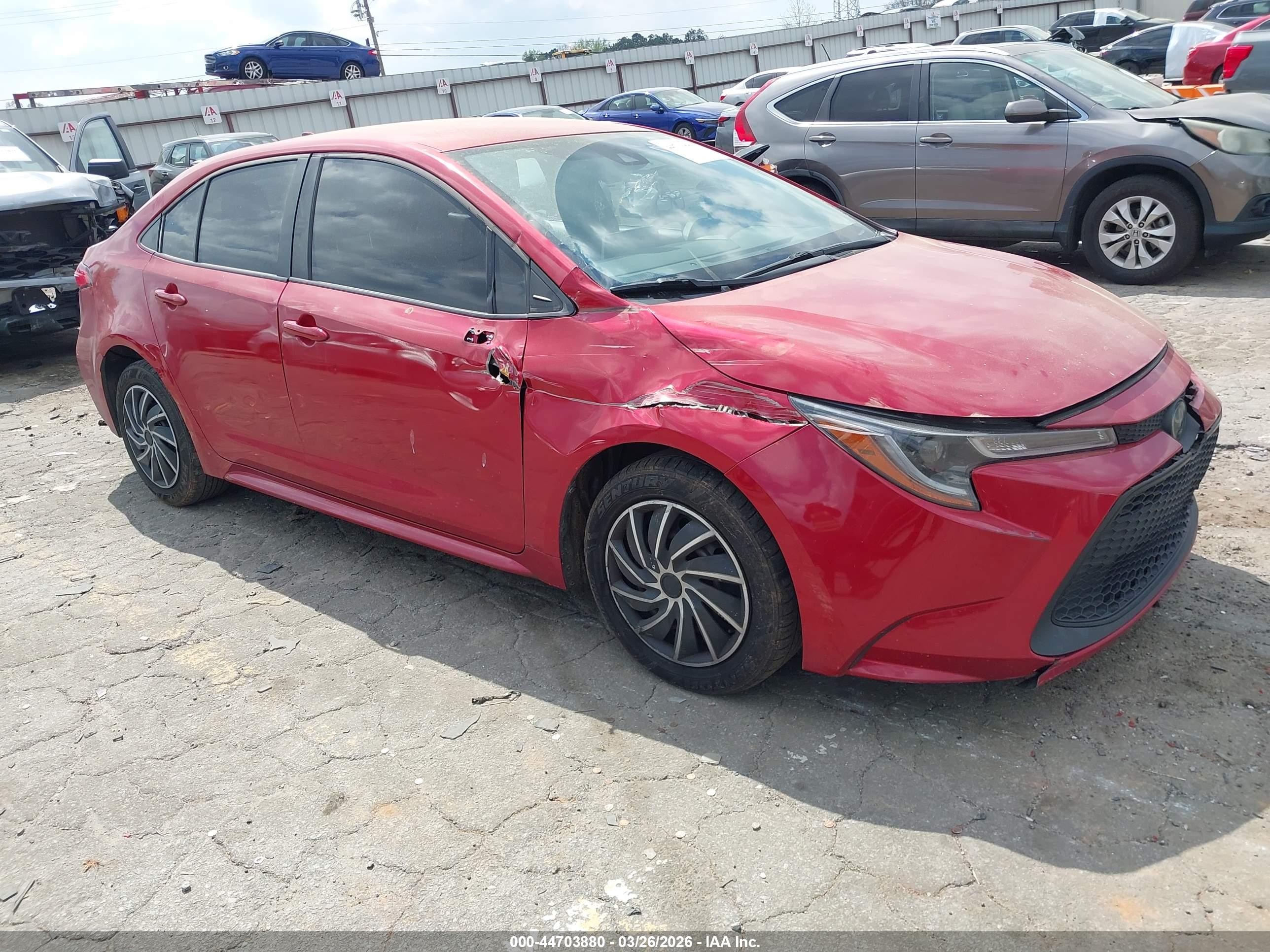 2021 Toyota Corolla LE, VIN JTDEPMAE8MJ171338 — Side