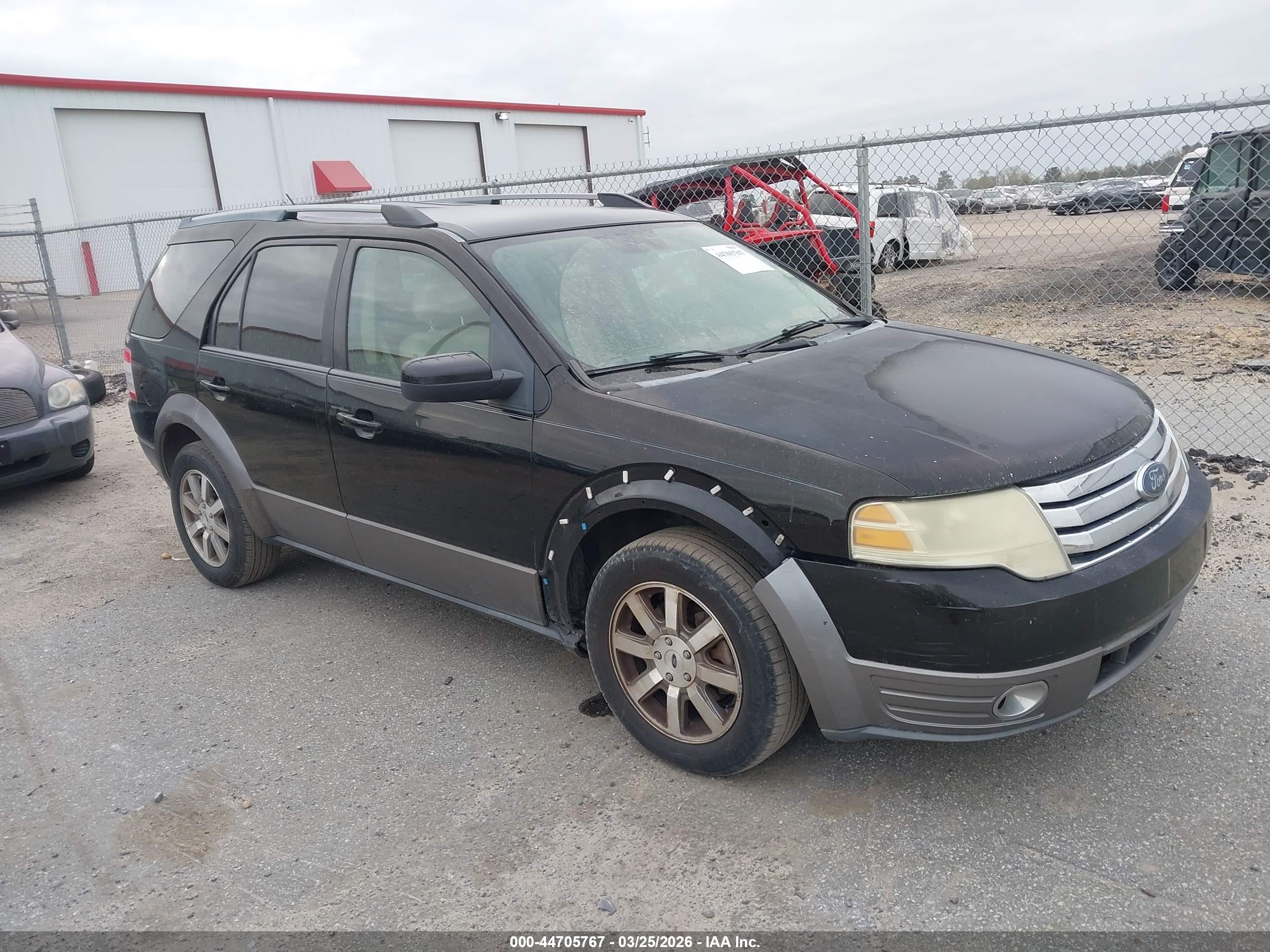 2008 Ford Taurus X SEL, VIN 1FMDK02W88GA35249 — Normal wear