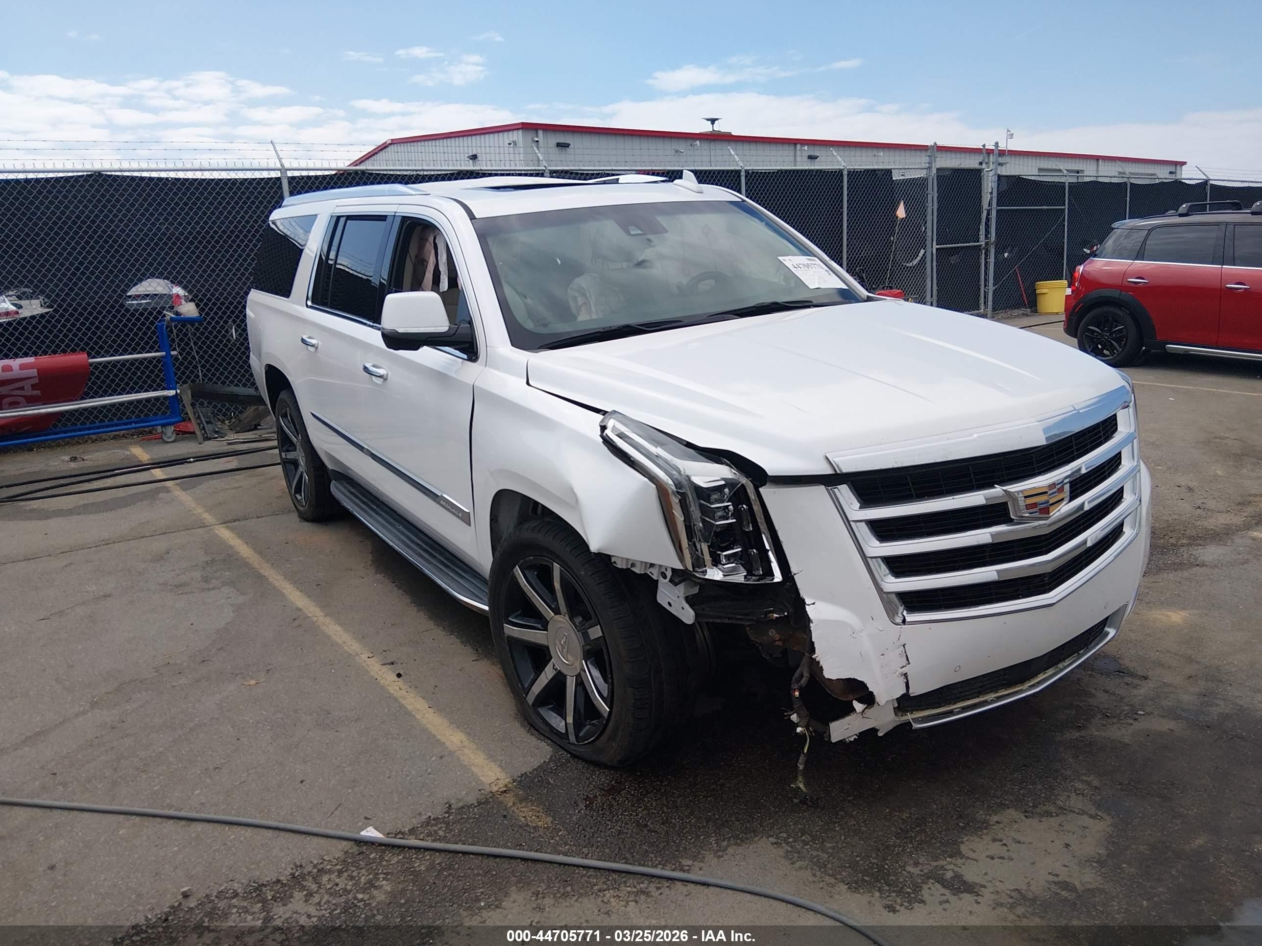 2017 Cadillac Escalade ESV Premium Luxury, VIN 1GYS3JKJ5HR201633 — Rollover
