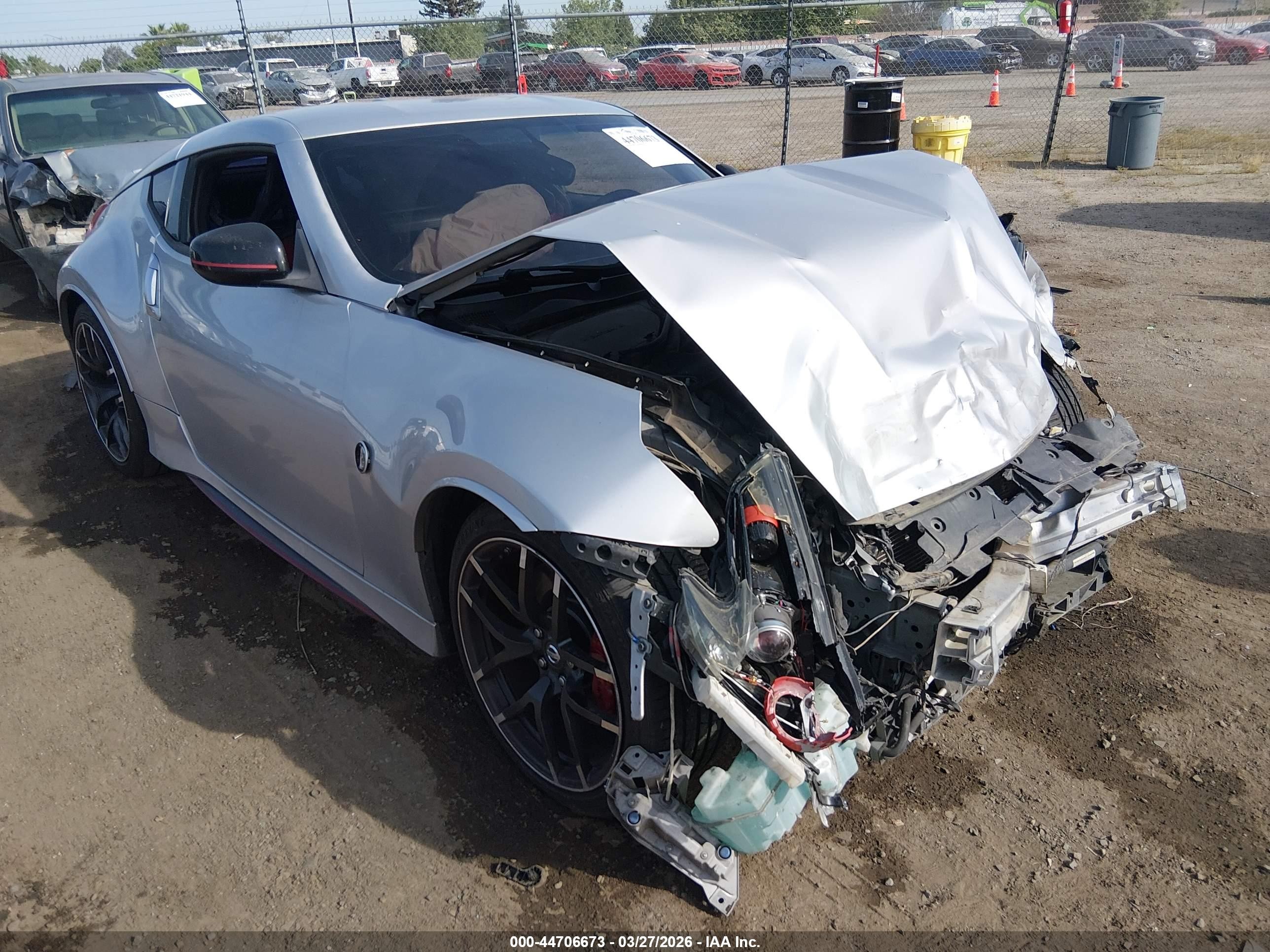 2016 Nissan 370Z Nismo, VIN JN1AZ4EH6GM933424 — Front end