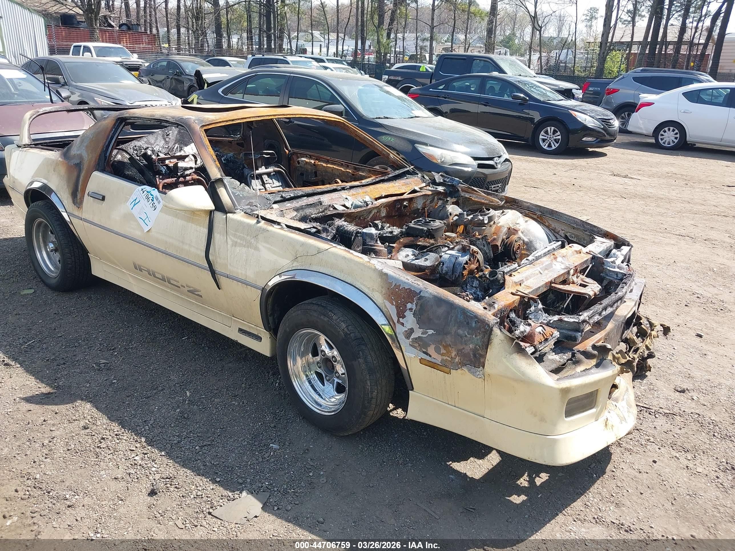 1985 Chevrolet Camaro Z28 Sport, VIN 1G1FP87FXFL496942 — Engine fire