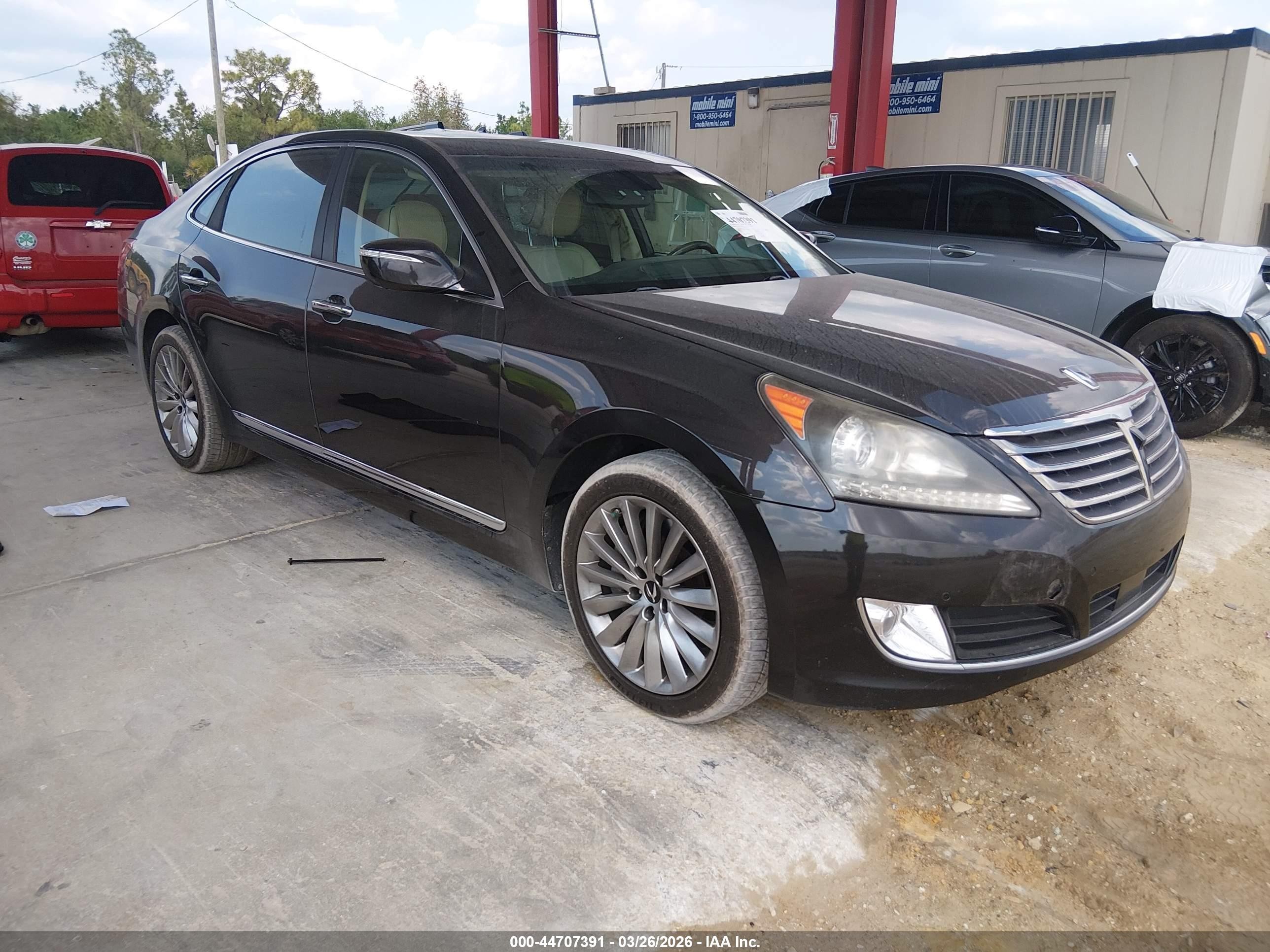 2014 Hyundai Equus Signature, VIN KMHGH4JH1EU086093 — Normal wear
