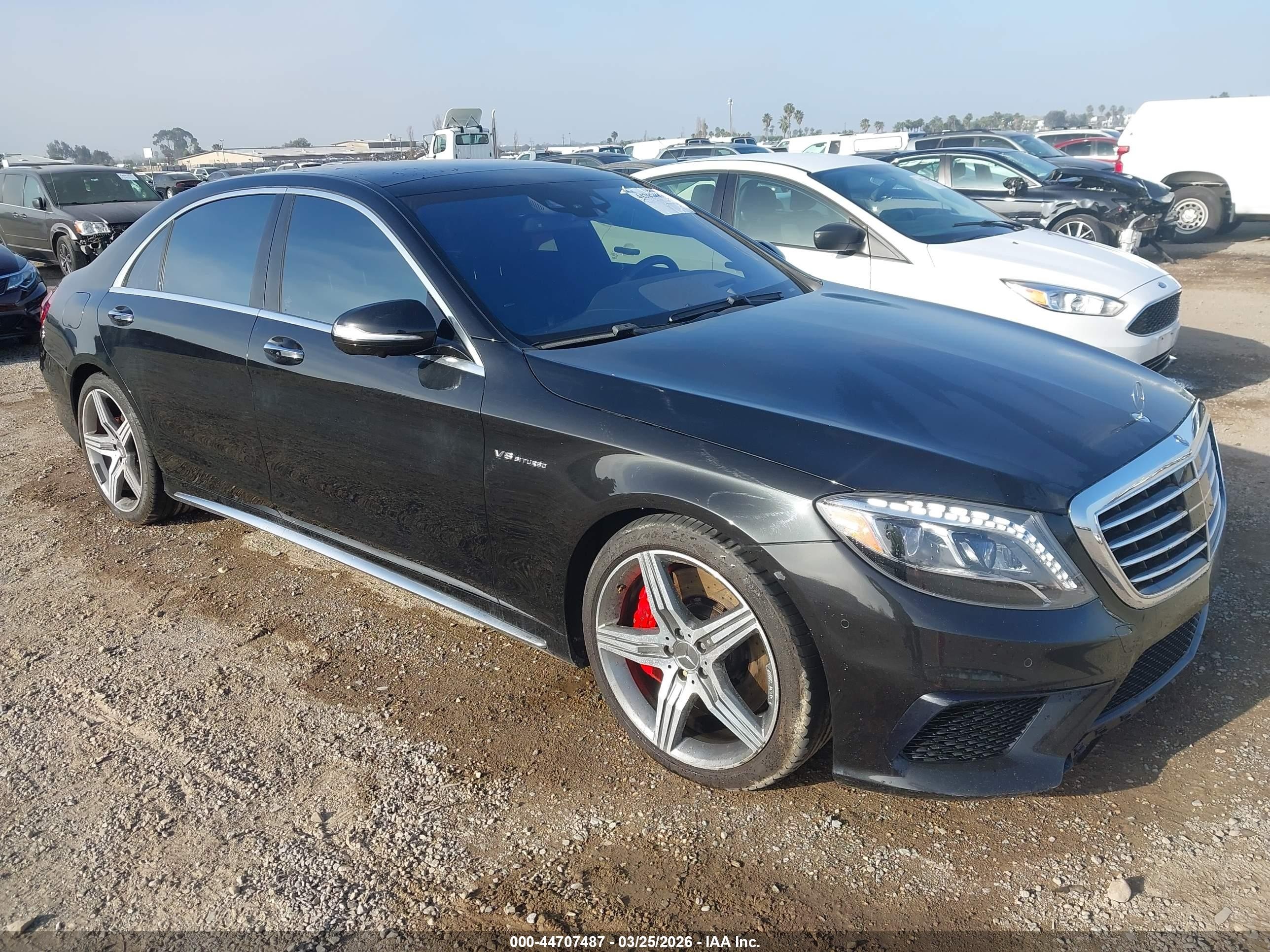 2015 Mercedes-Benz S 63 AMG, VIN WDDUG7JBXFA139826 — Rear end