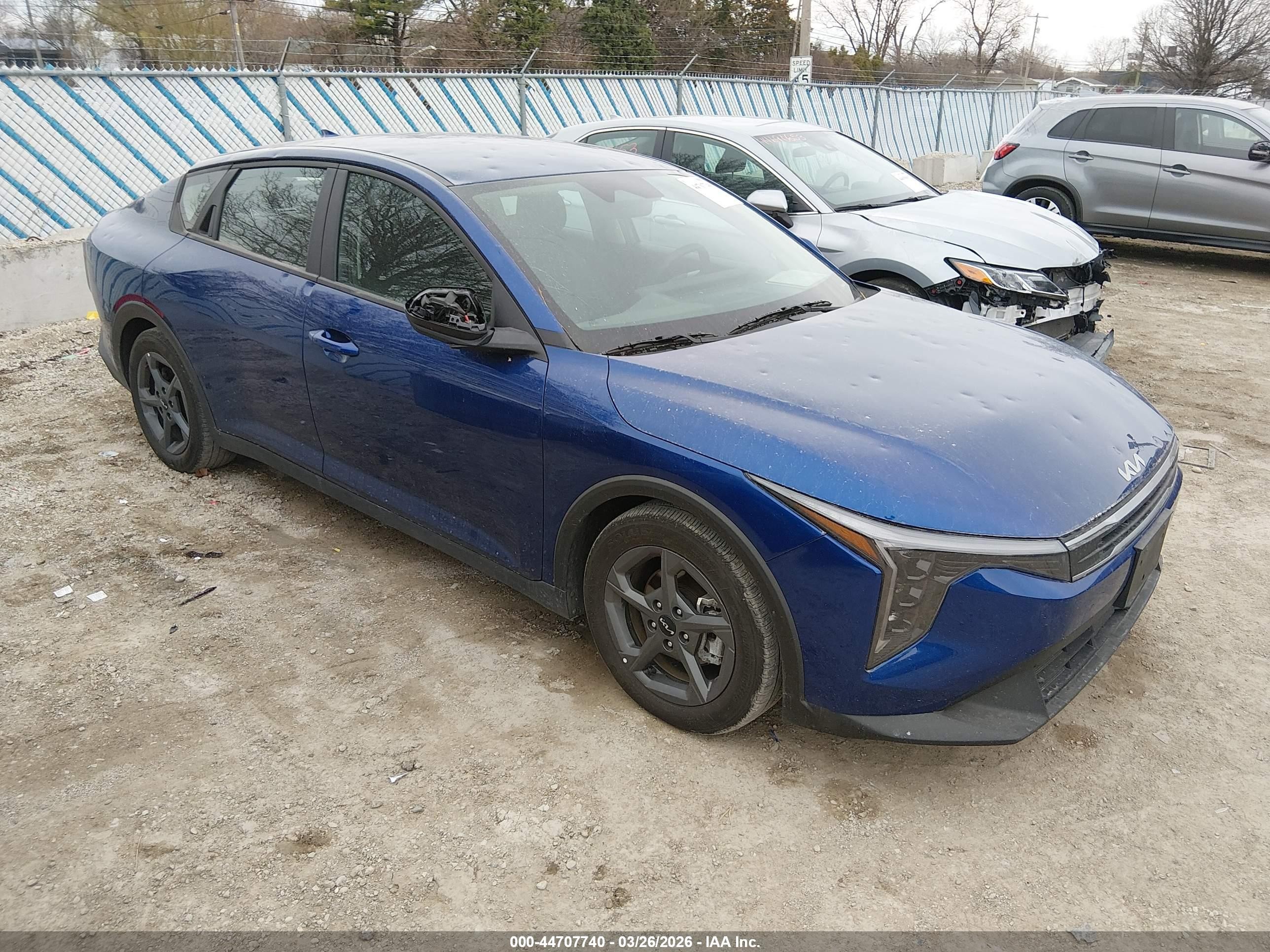 2025 Kia K4 LXS, VIN 3KPFT4DE2SE097310 — Град