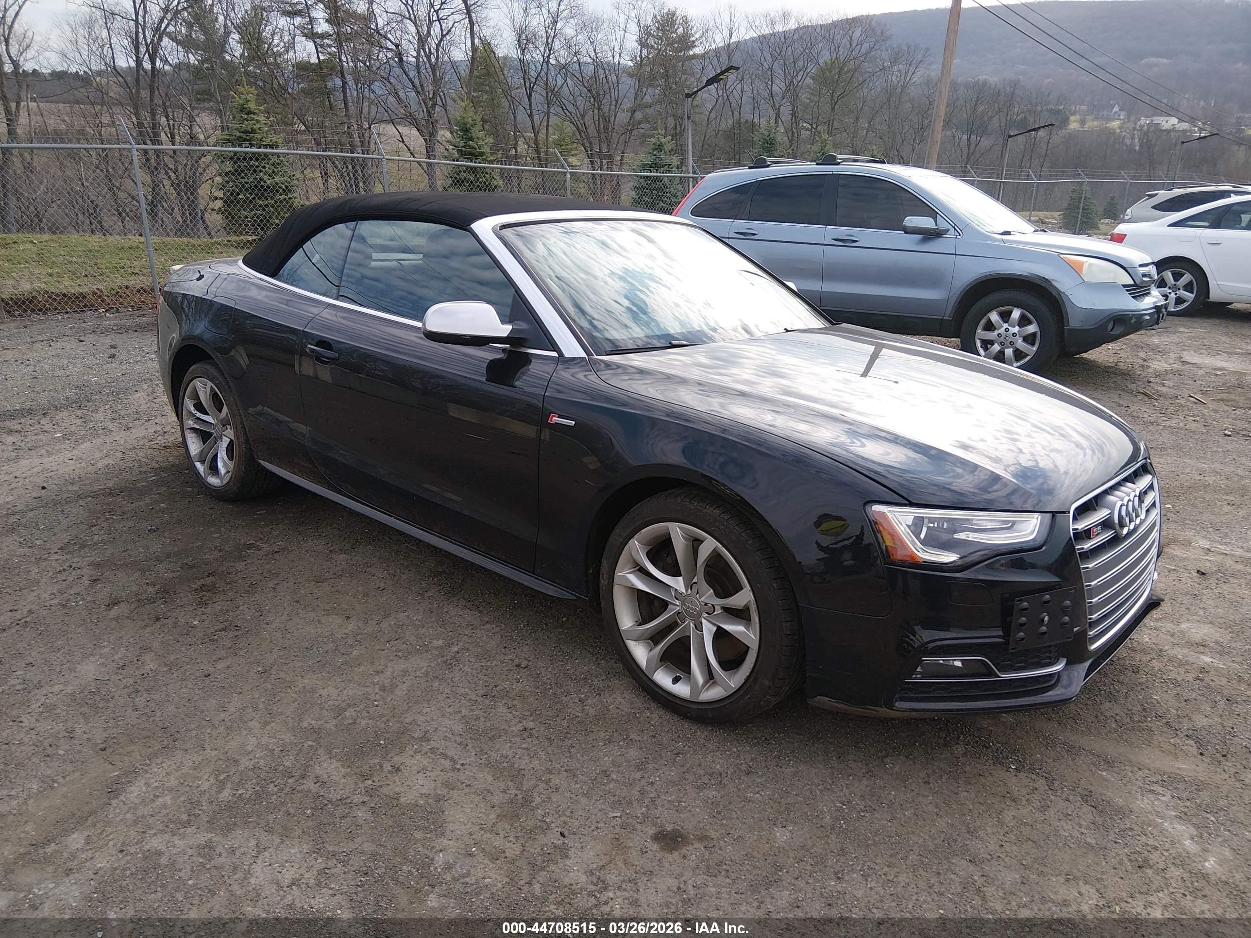 2017 Audi S5, VIN WAUC4AFH2HN004065 — Перед