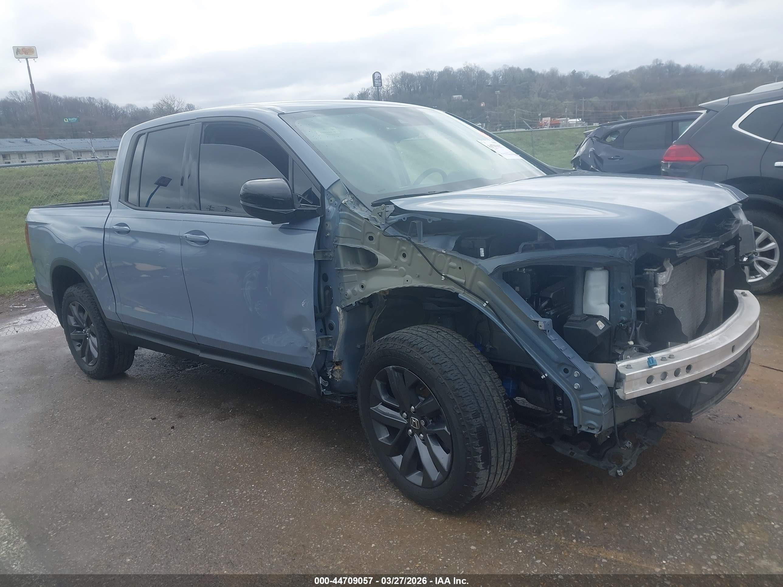 2023 Honda Ridgeline Sport, VIN 5FPYK3F17PB034244 — Front end
