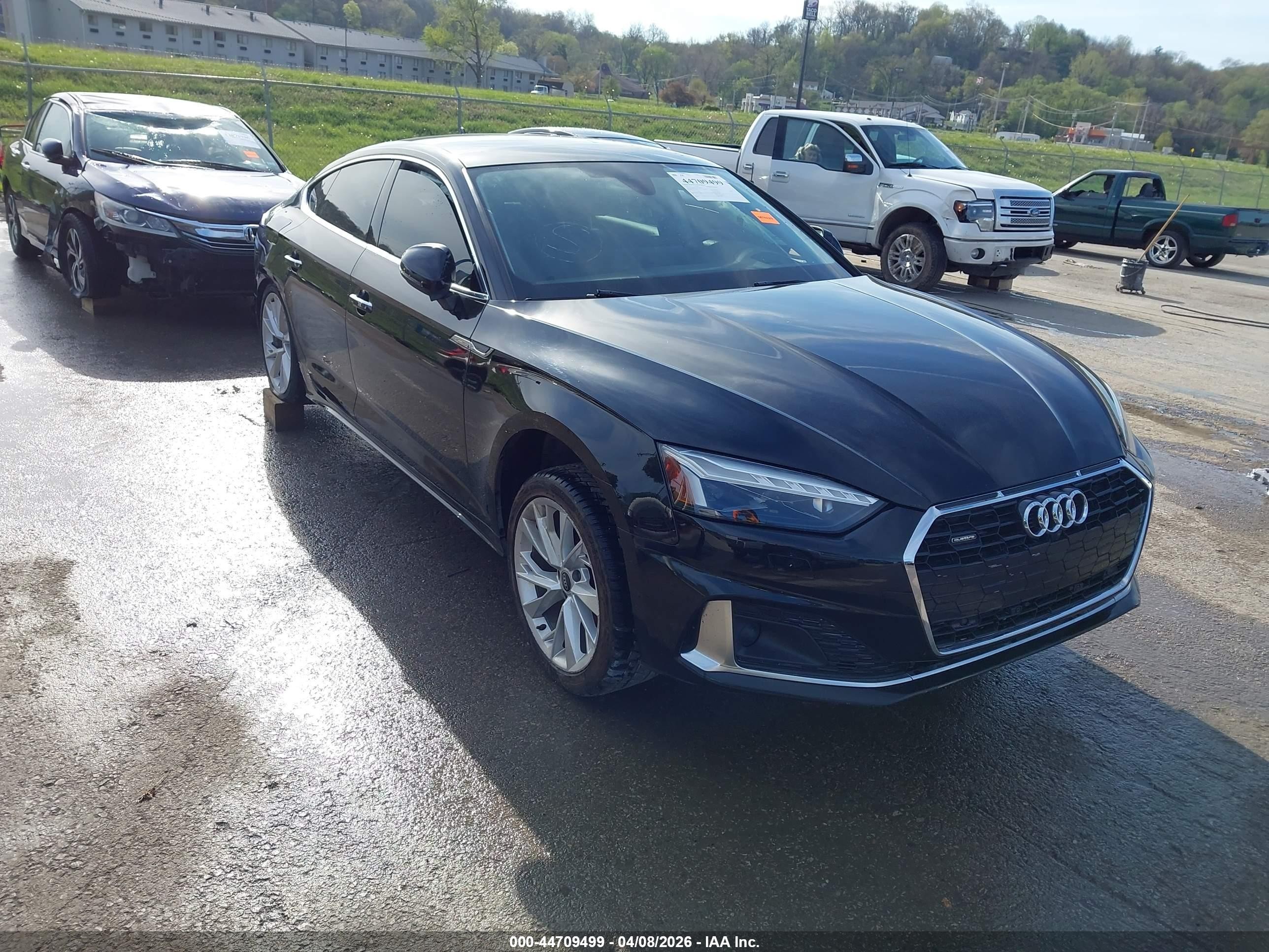 2023 Audi A5, VIN WAUBBCF54PA000589 — Днище