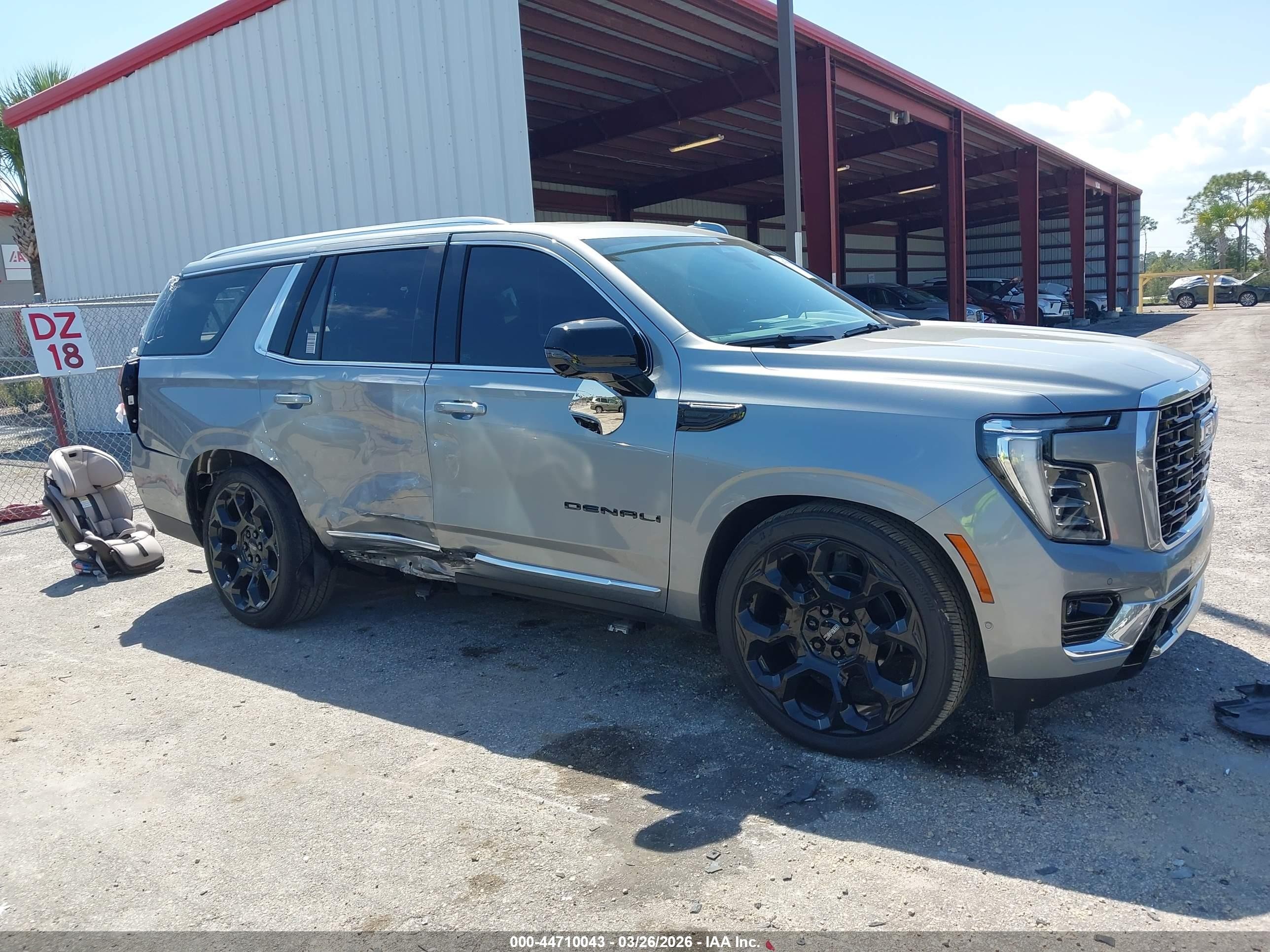 2025 GMC Yukon Denali, VIN 1GKS2DRL0SR257184 — Rear end