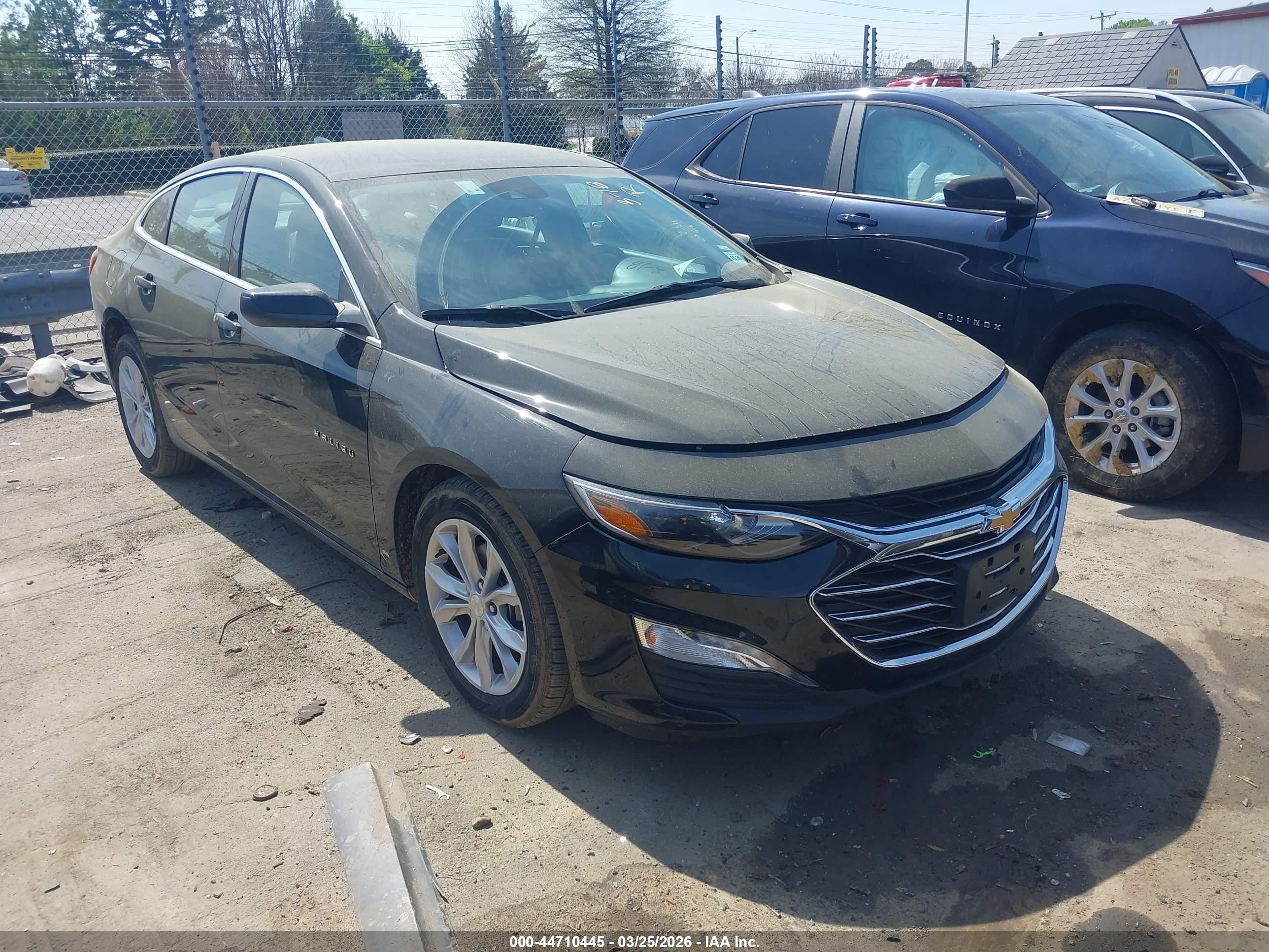 2025 Chevrolet Malibu LT, VIN 1G1ZD5ST3SF148717 — Зад