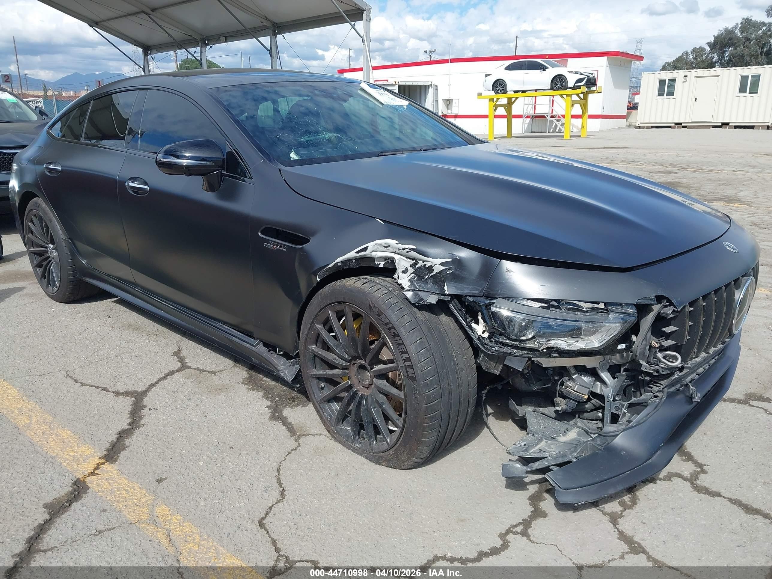 2022 Mercedes-Benz AMG GT 43, VIN W1K7X5KBXNA046707 — Front end