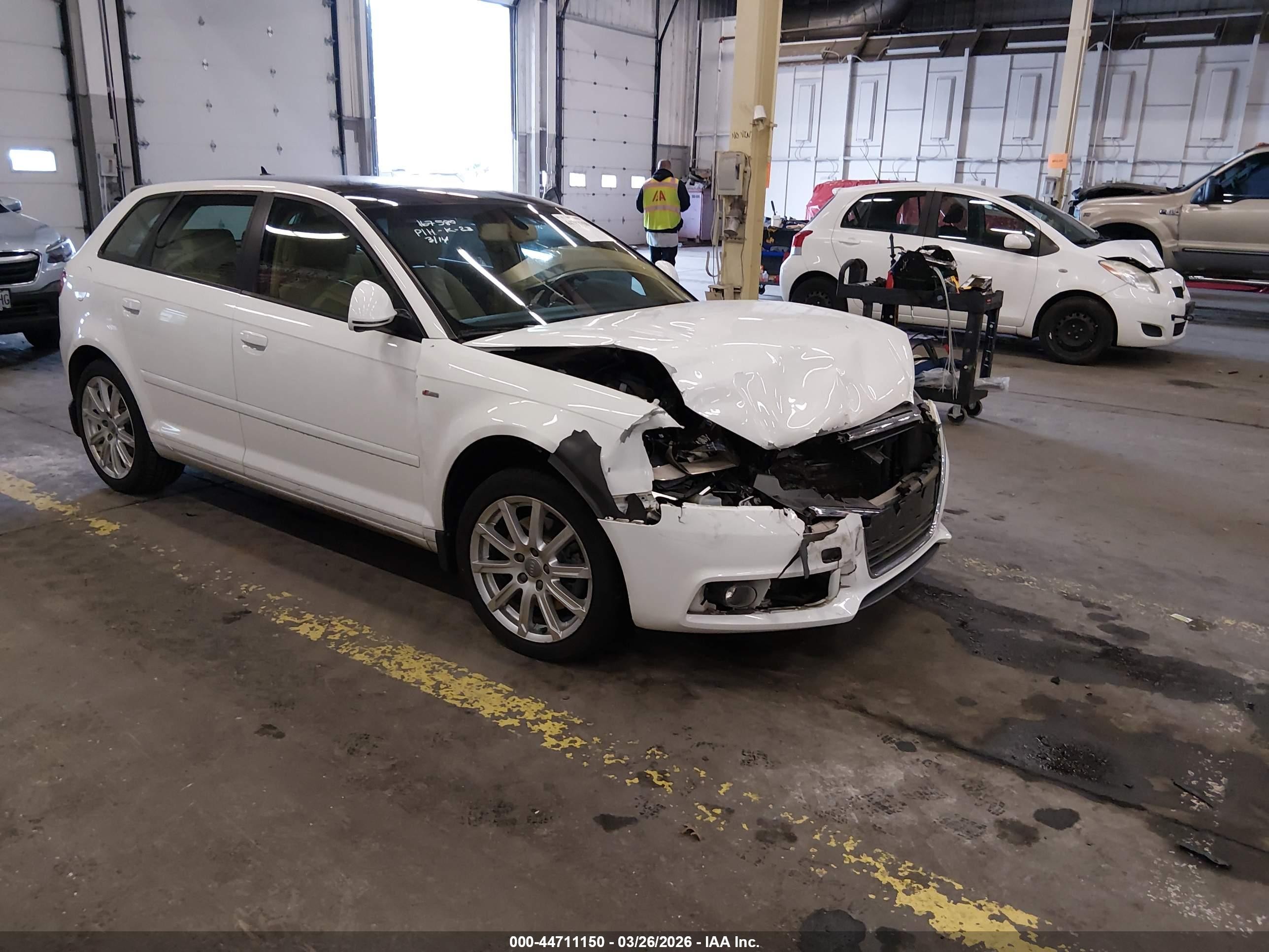2010 Audi A3, VIN WAUKEBFM6AA168556 — Front end