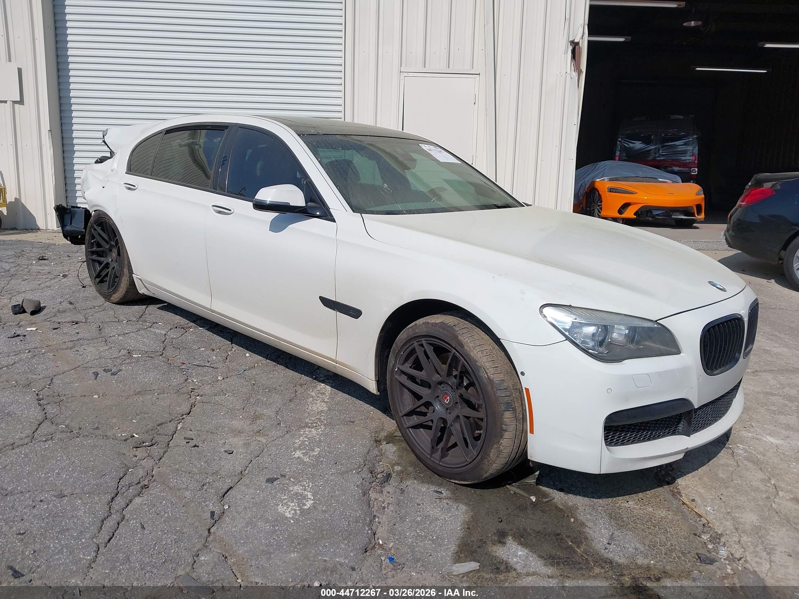 2013 BMW 7 Series 750Li, VIN WBAYE8C55DD133603 — Rear end