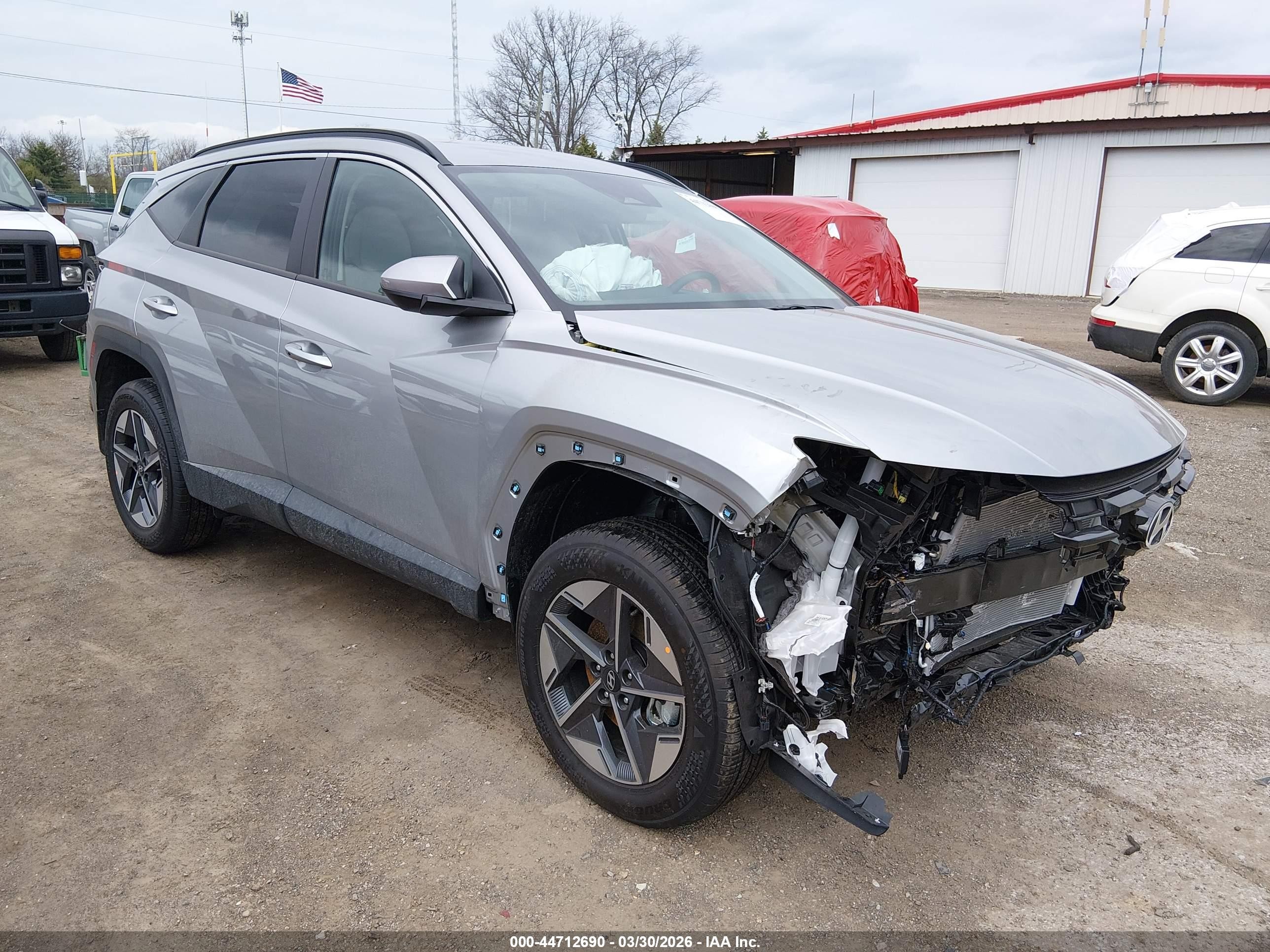 2026 Hyundai Tucson SEL, VIN 5NMJBCDE9TH677848 — Front end