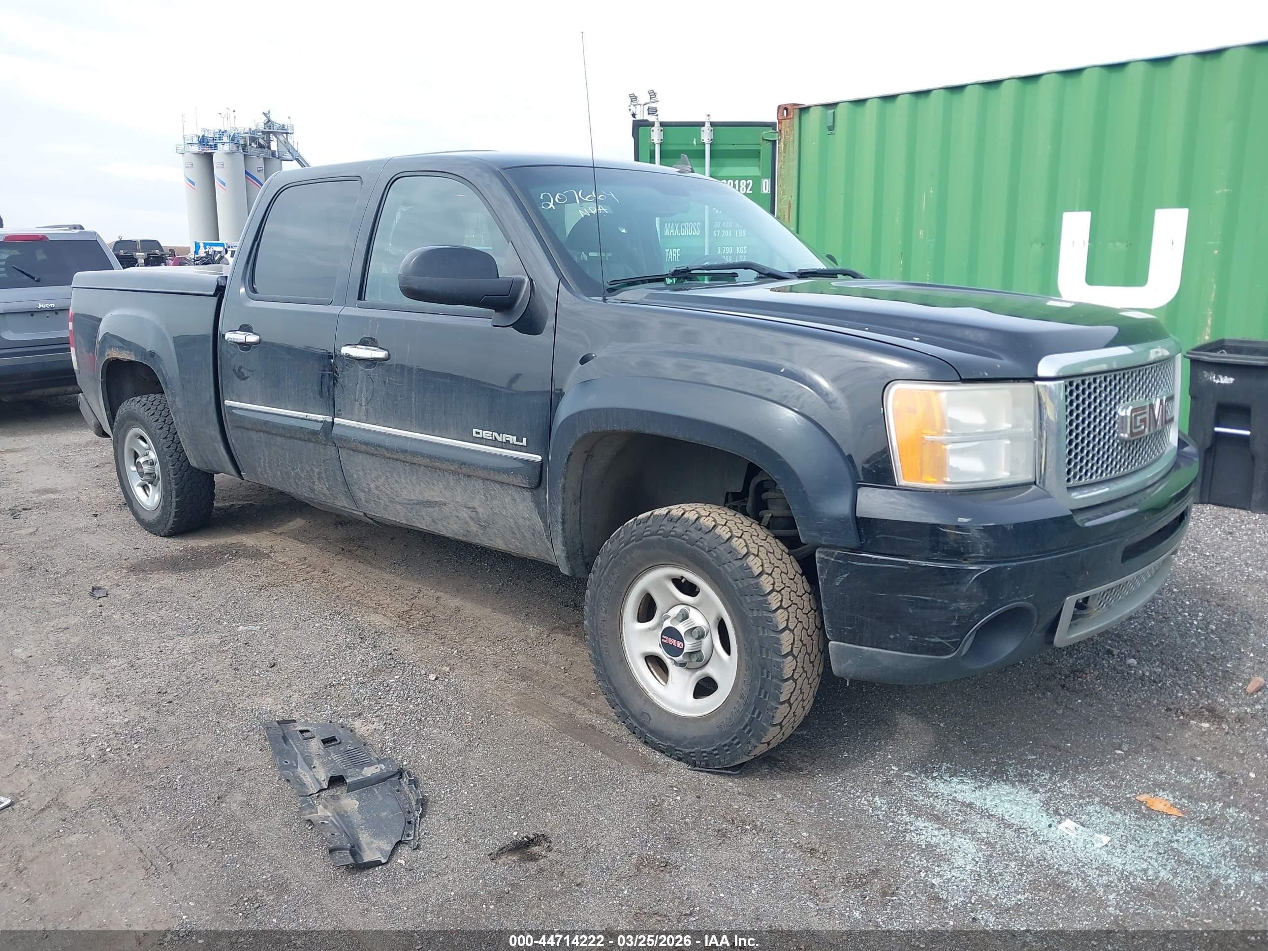 2008 GMC Sierra Denali, VIN 2GTEK638181266860 — Normal wear