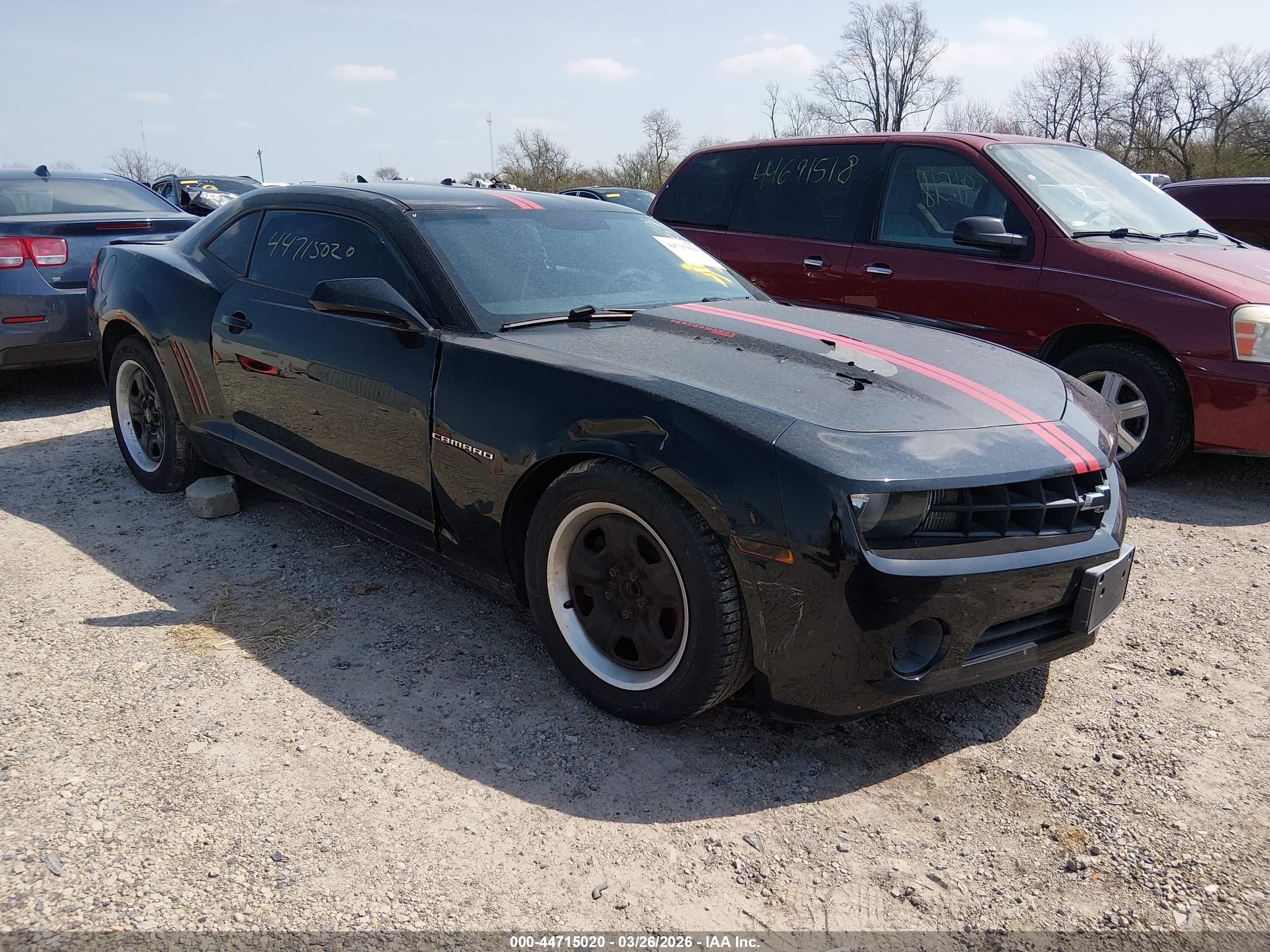 2013 Chevrolet Camaro LS, VIN 2G1FA1E36D9108353 — Rear end