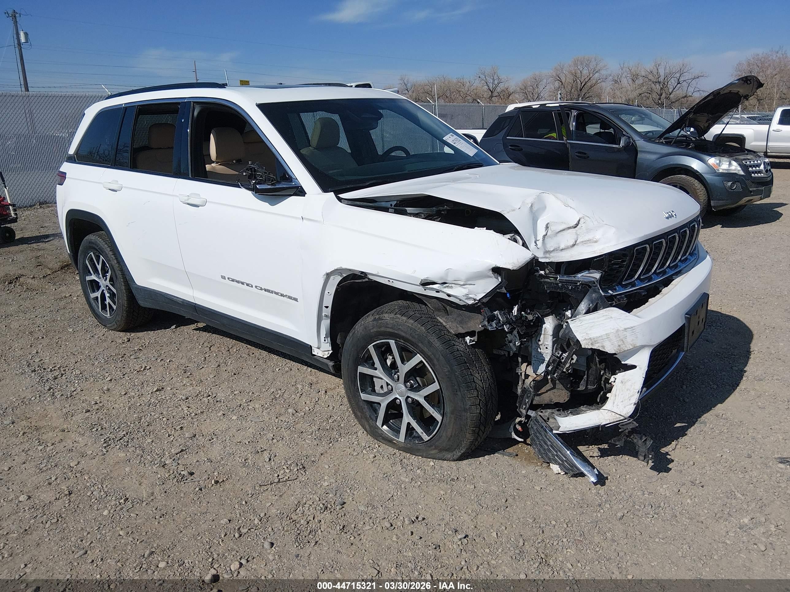 2024 Jeep Grand Cherokee Limited, VIN 1C4RJHBG0RC165443 — Front end