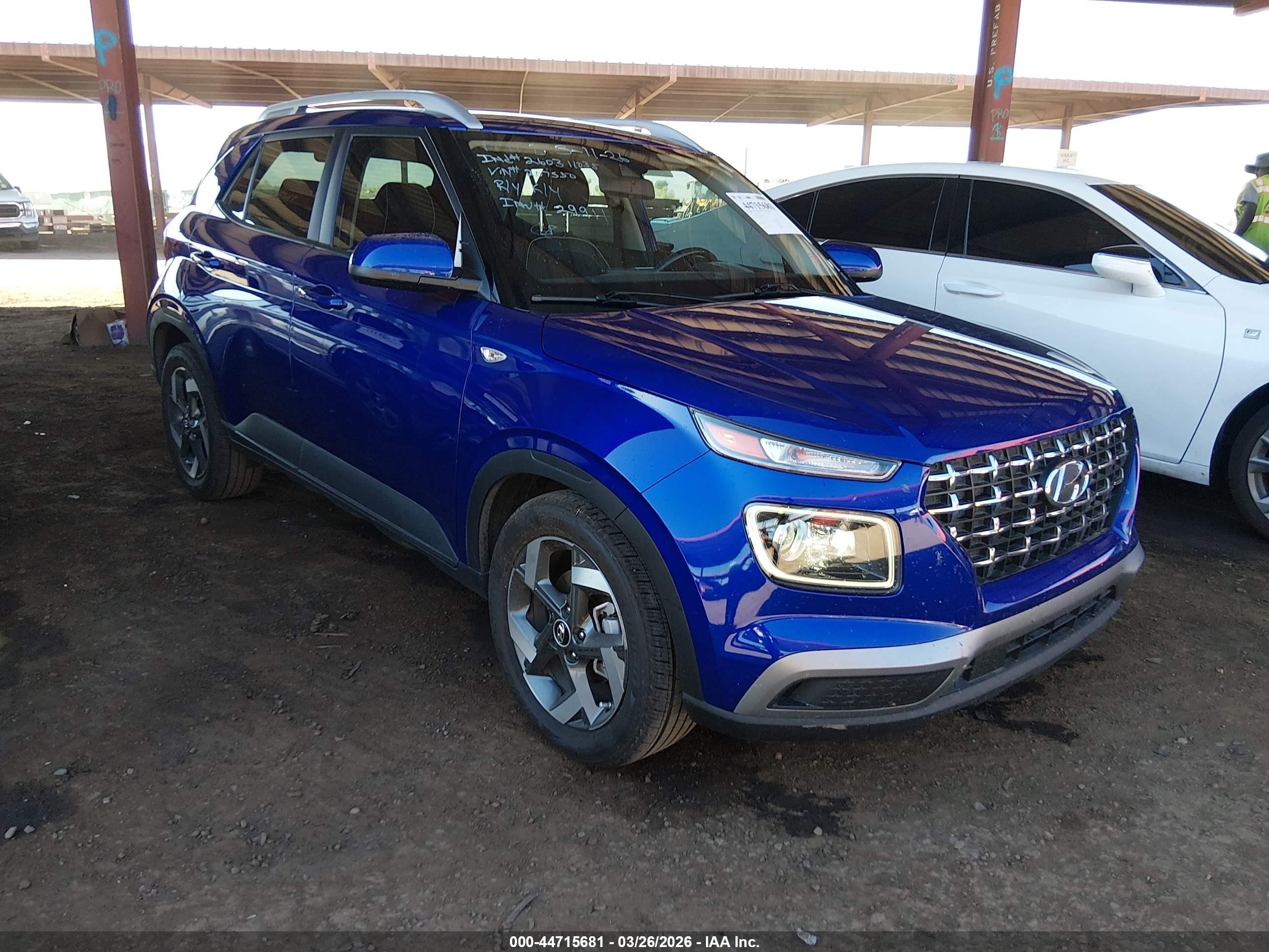 2022 Hyundai Venue SEL, VIN KMHRC8A38NU207530 — Front end