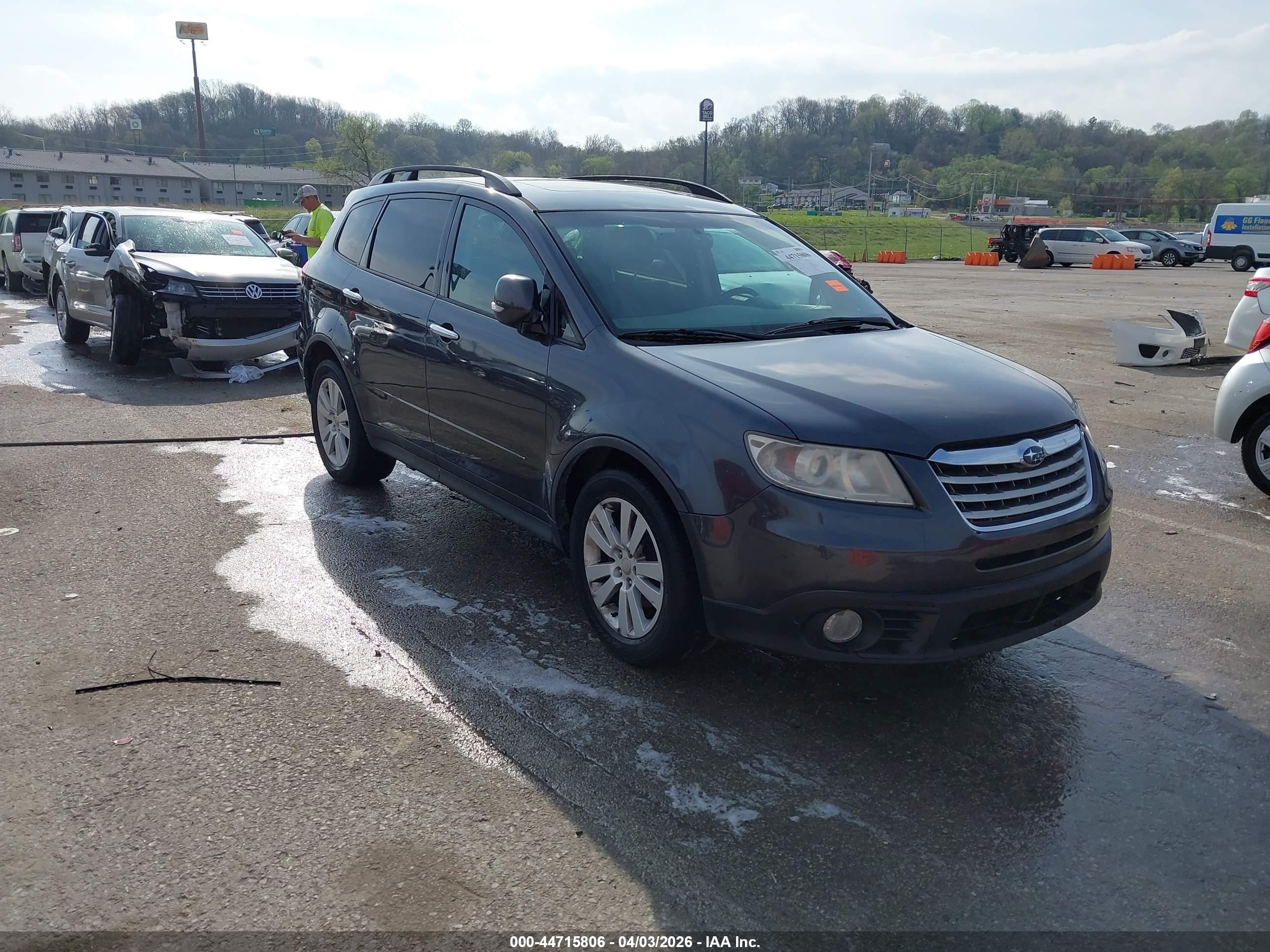 2009 Subaru Tribeca Special, VIN 4S4WX92D294401870 — Side