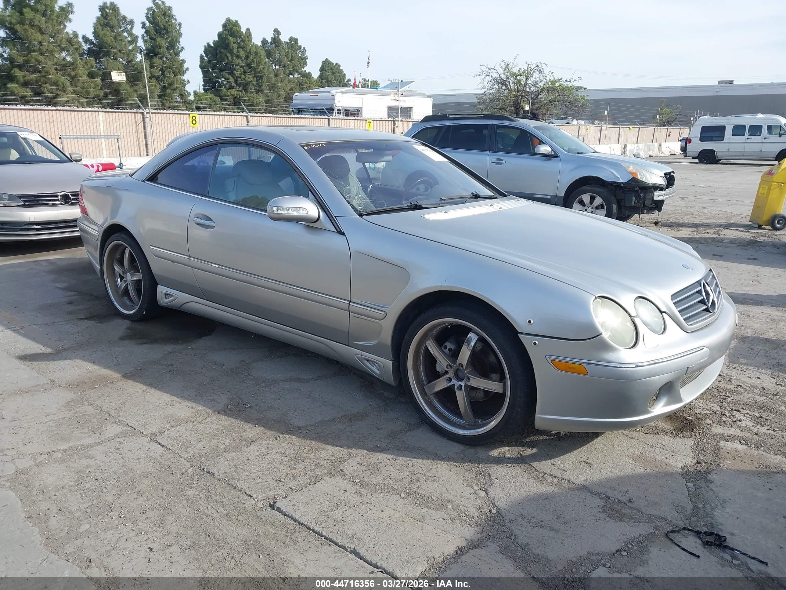 2003 Mercedes-Benz CL 500, VIN WDBPJ75J53A029366 — Front end