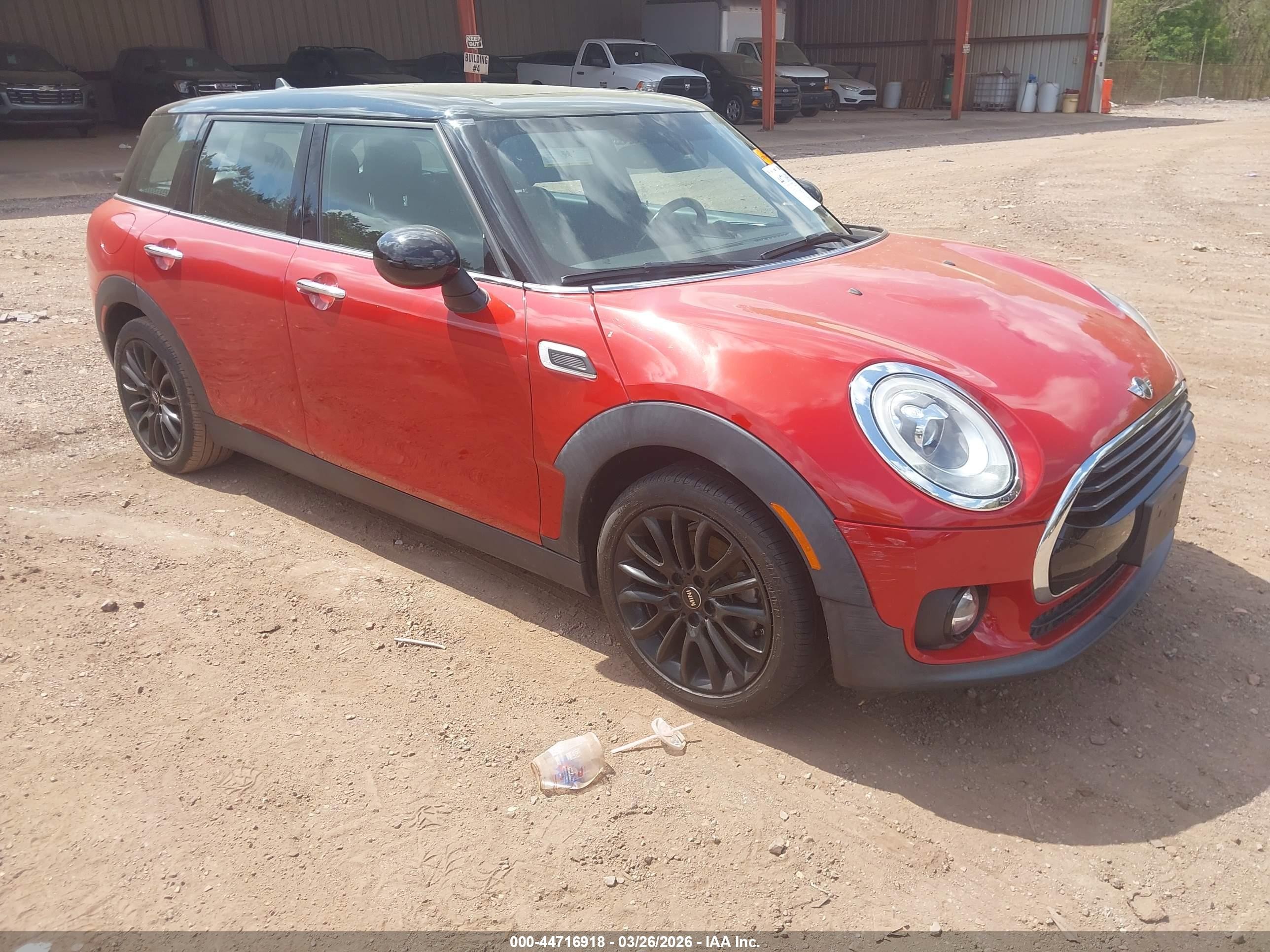 2016 MINI Clubman, VIN WMWLN5C53G2E31238 — Не указано