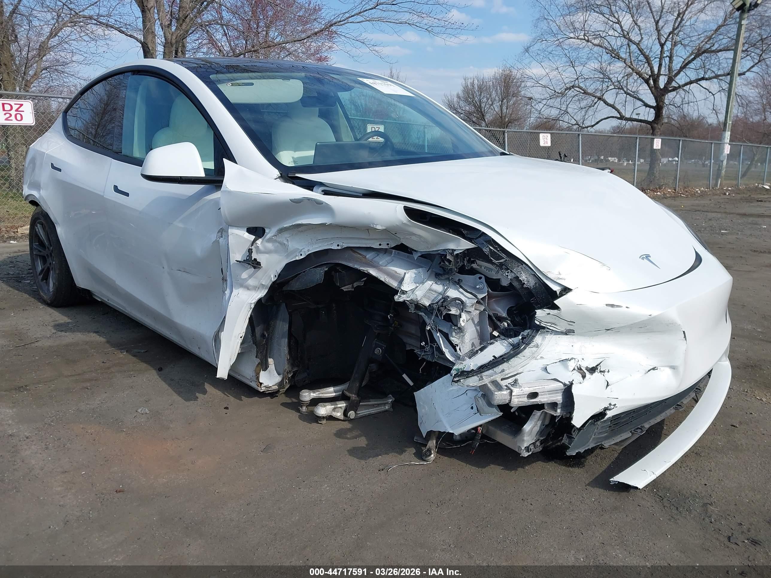2024 Tesla Model Y, VIN 7SAYGDED3RF158528 — All over